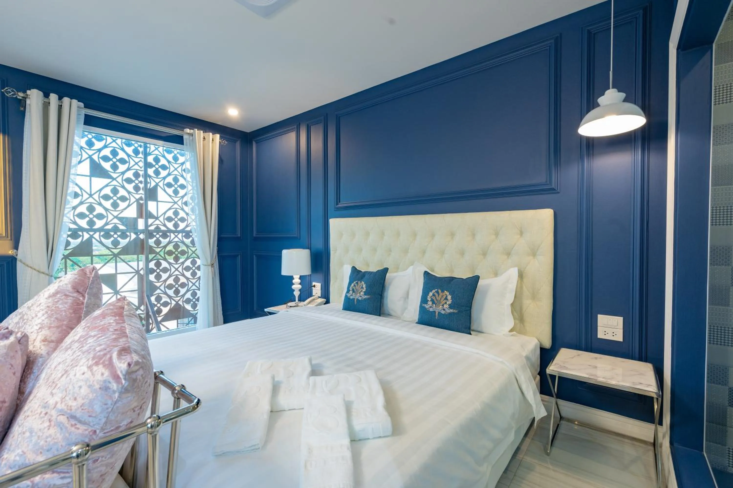 Bed in Belle Grand Hotel