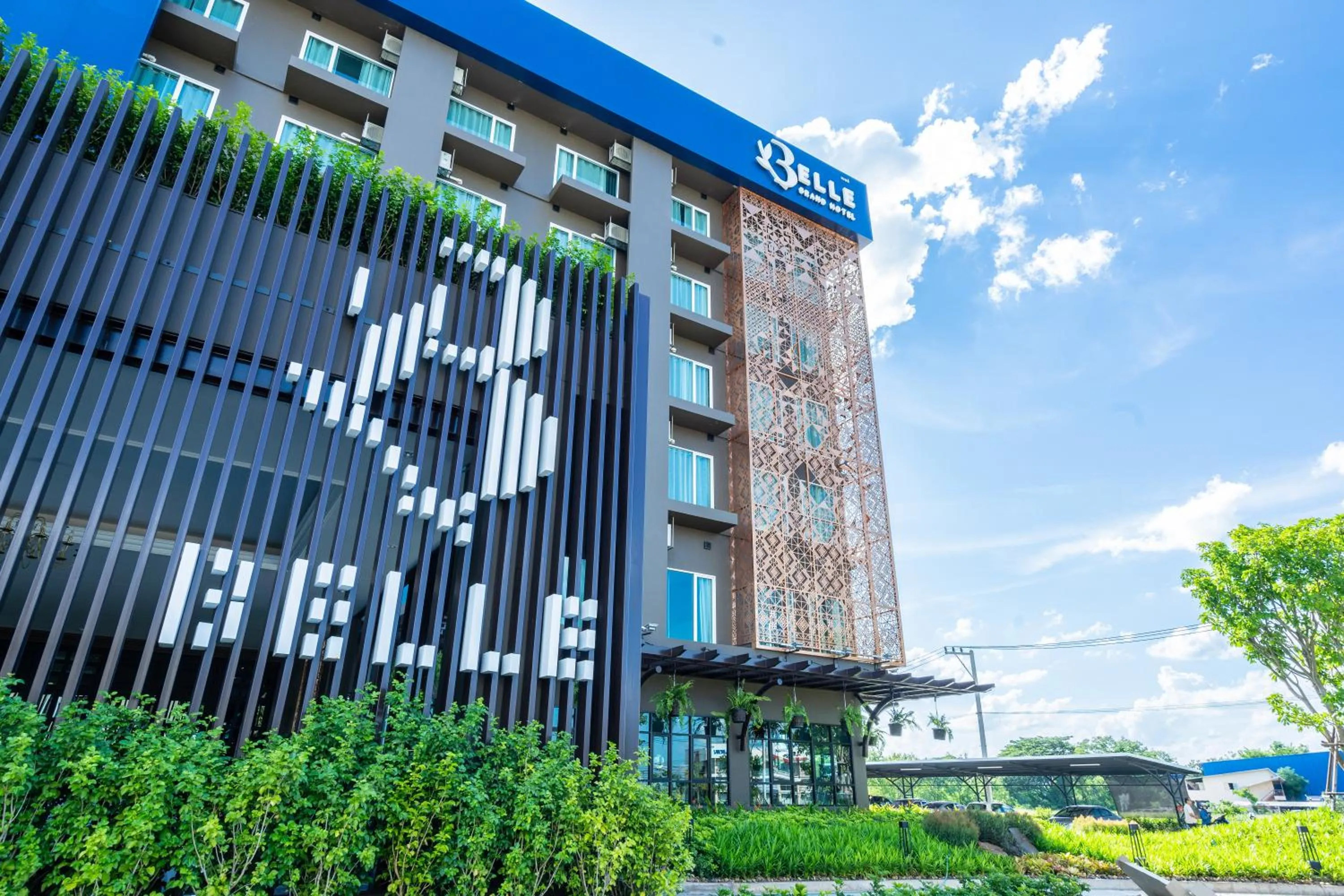 Property building in Belle Grand Hotel