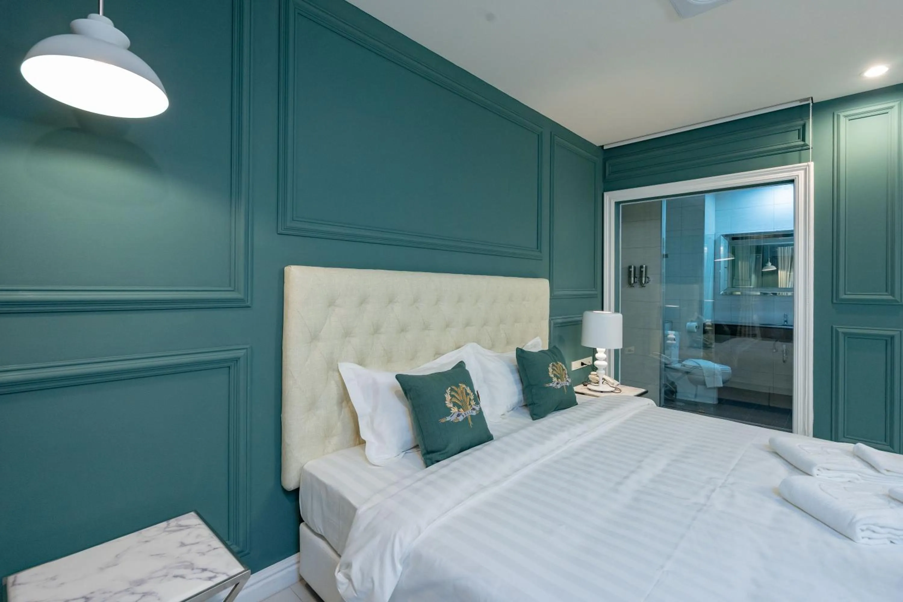 Photo of the whole room, Bed in Belle Grand Hotel