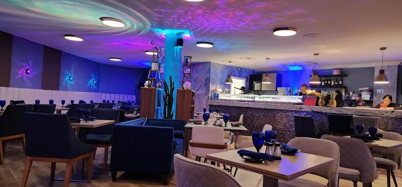 Restaurant/places to eat in Knights Inn Hallandale