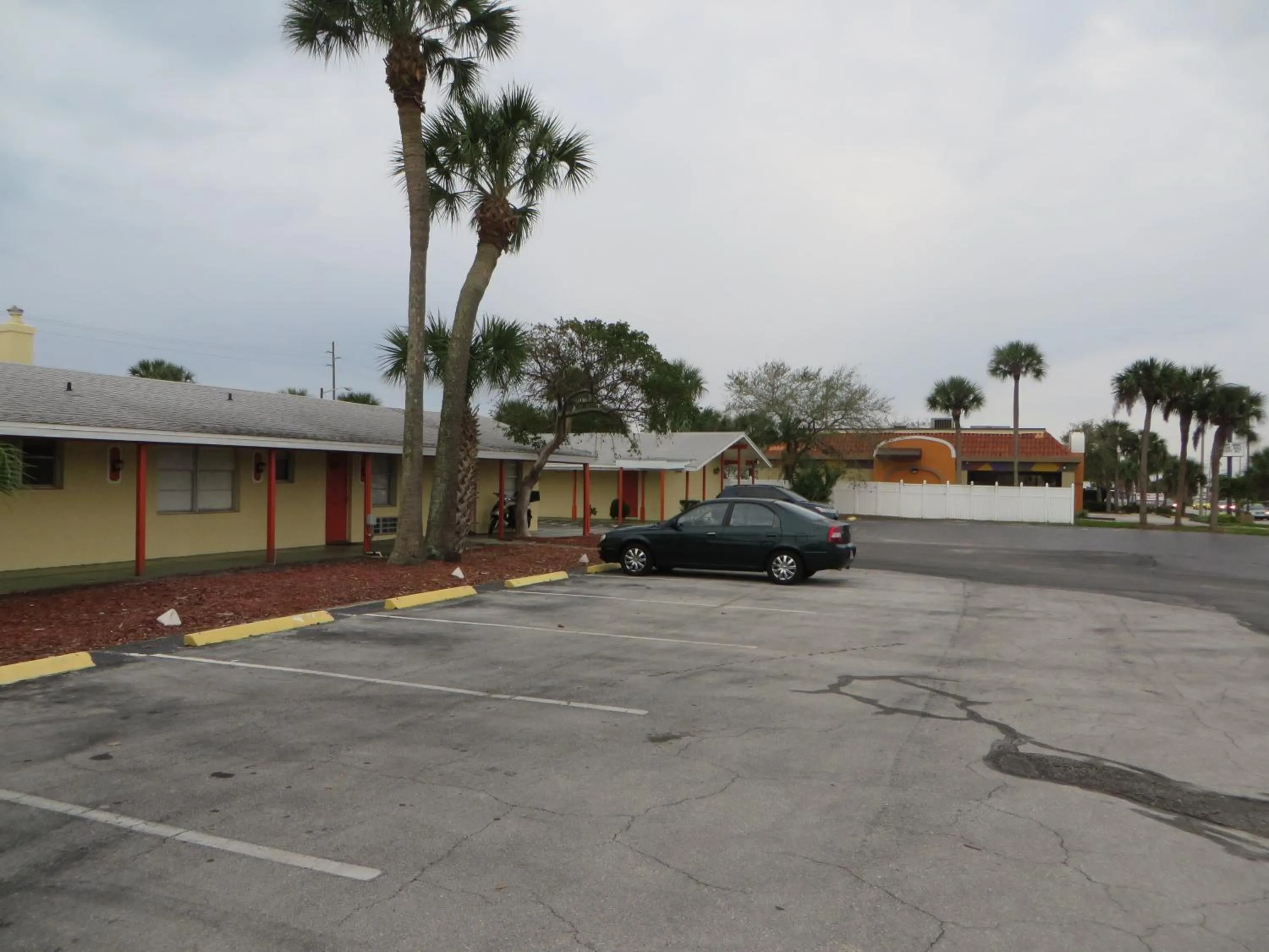 Facade/entrance in Sunset Inn- Fort Pierce, FL