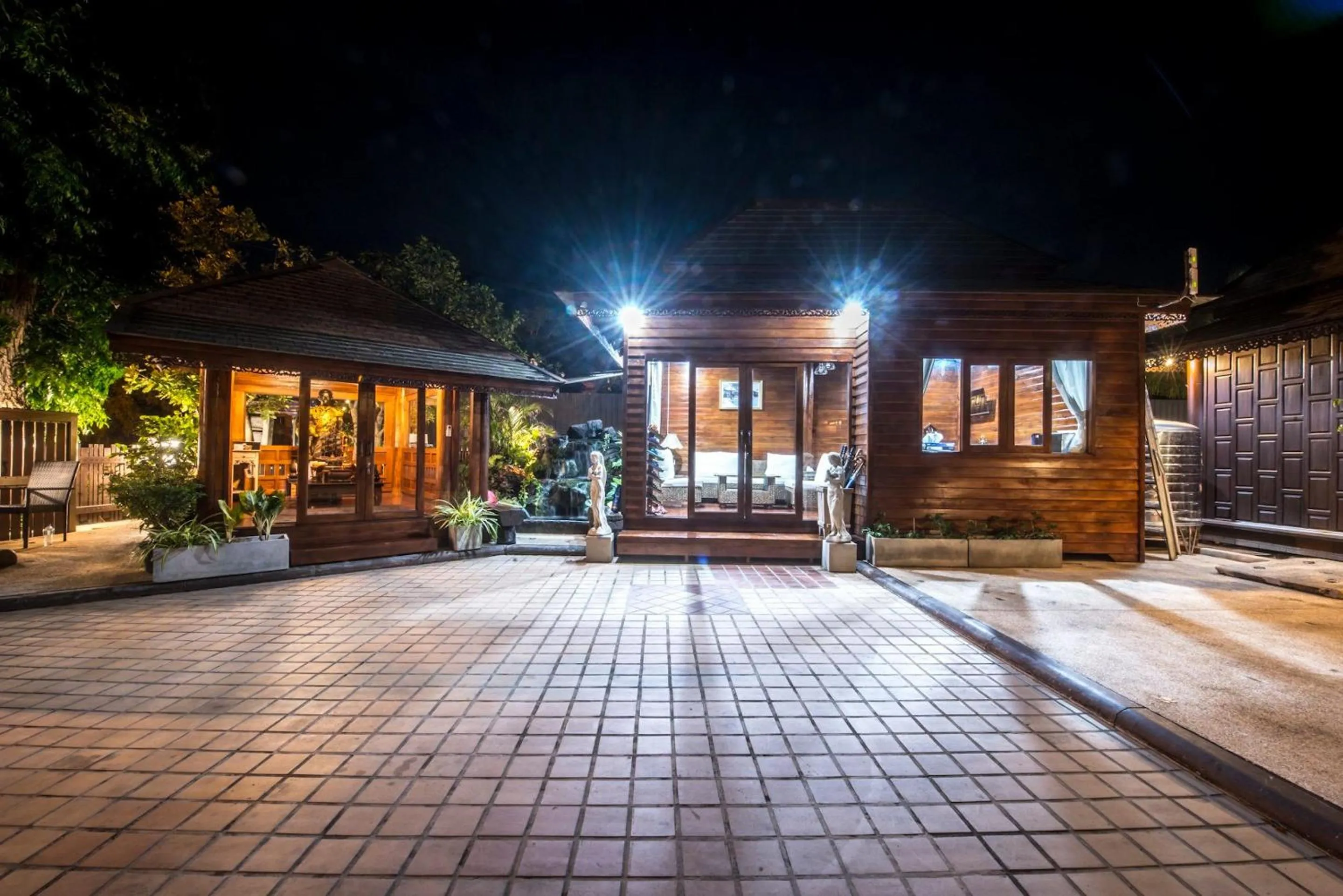 Amara Villa Khao Ka Lok