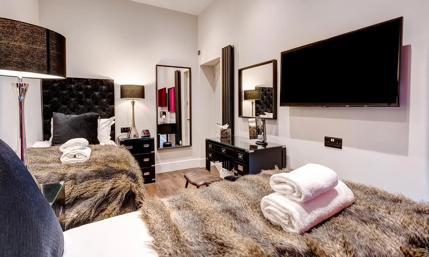 Bedroom, Bed in Kotel Windermere