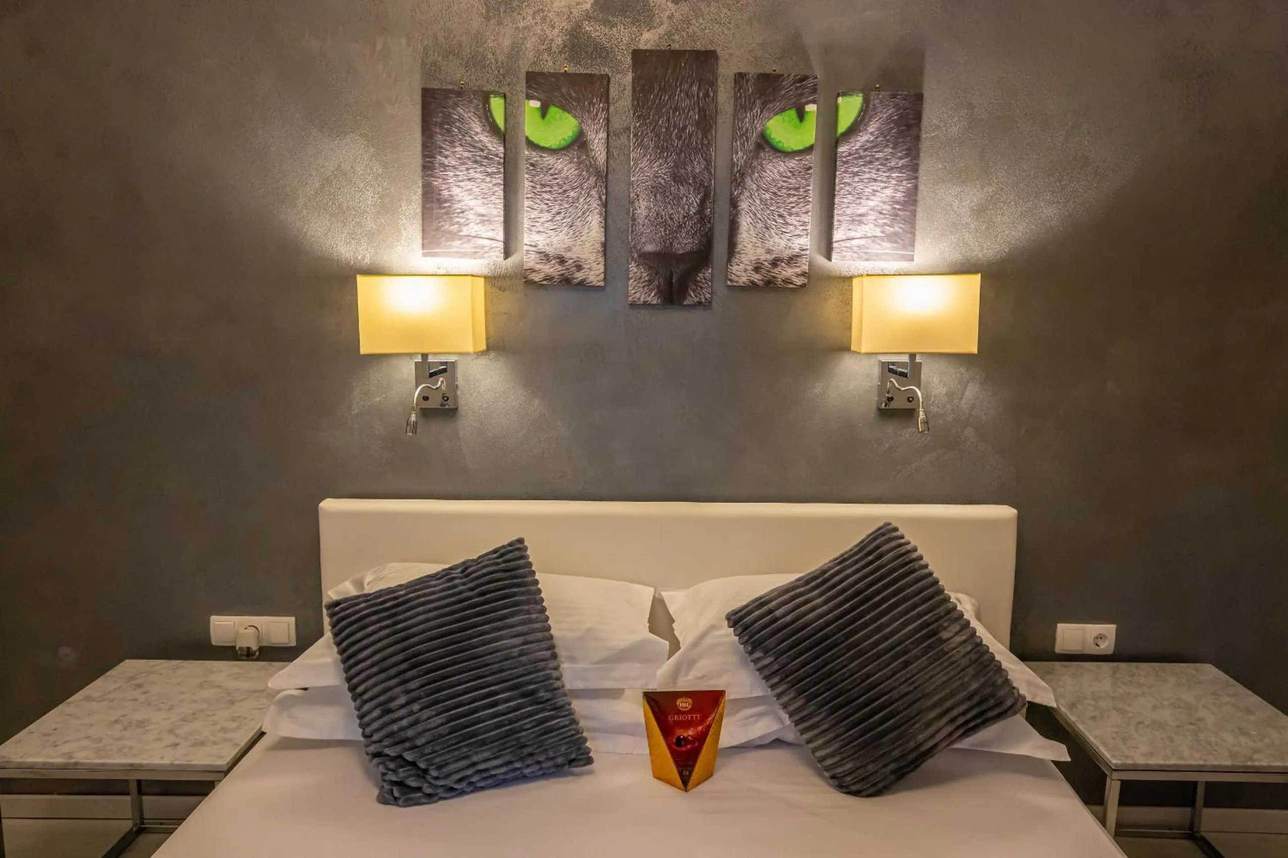 Bed in Apartment Rippl II