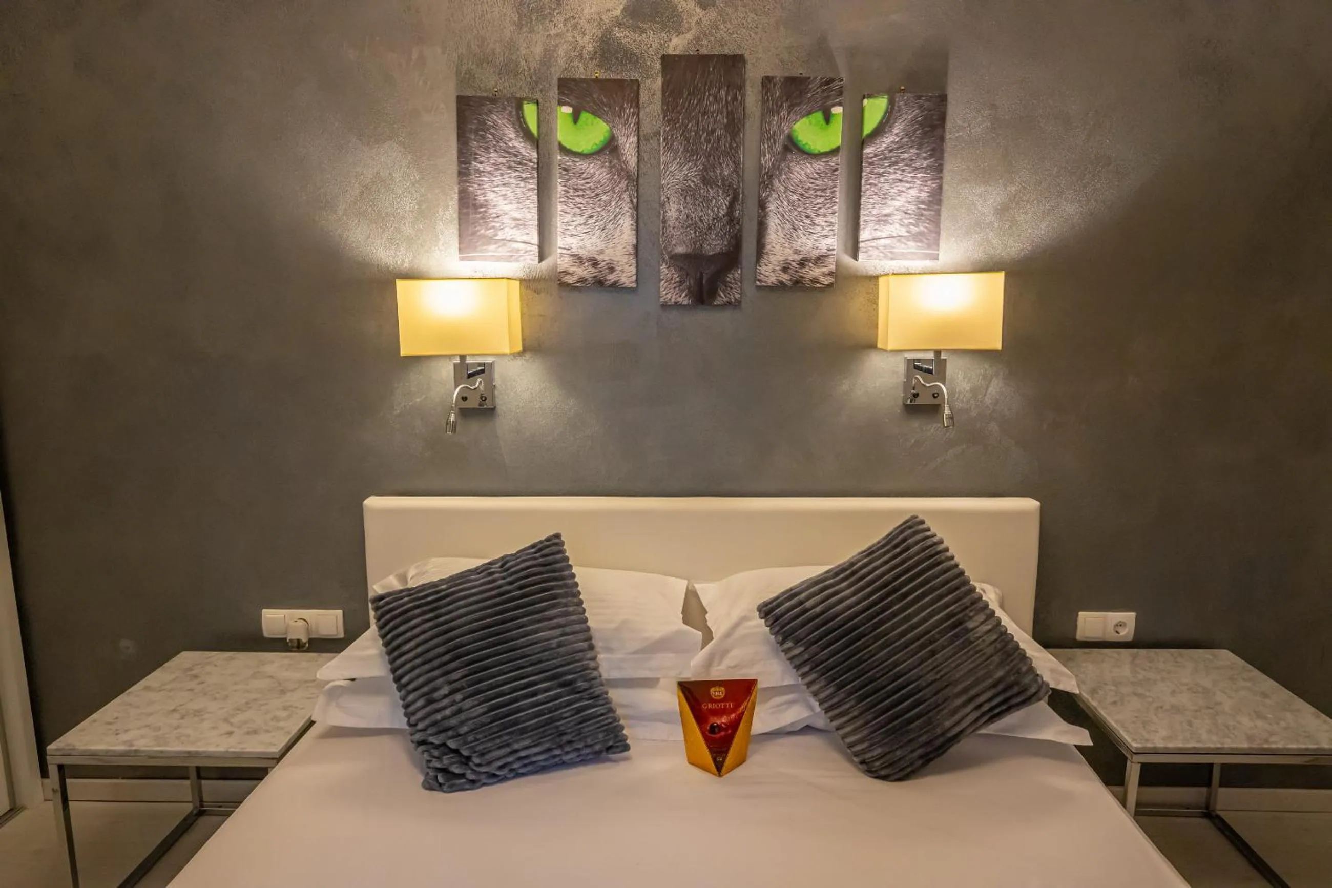 Bed in Apartment Rippl II