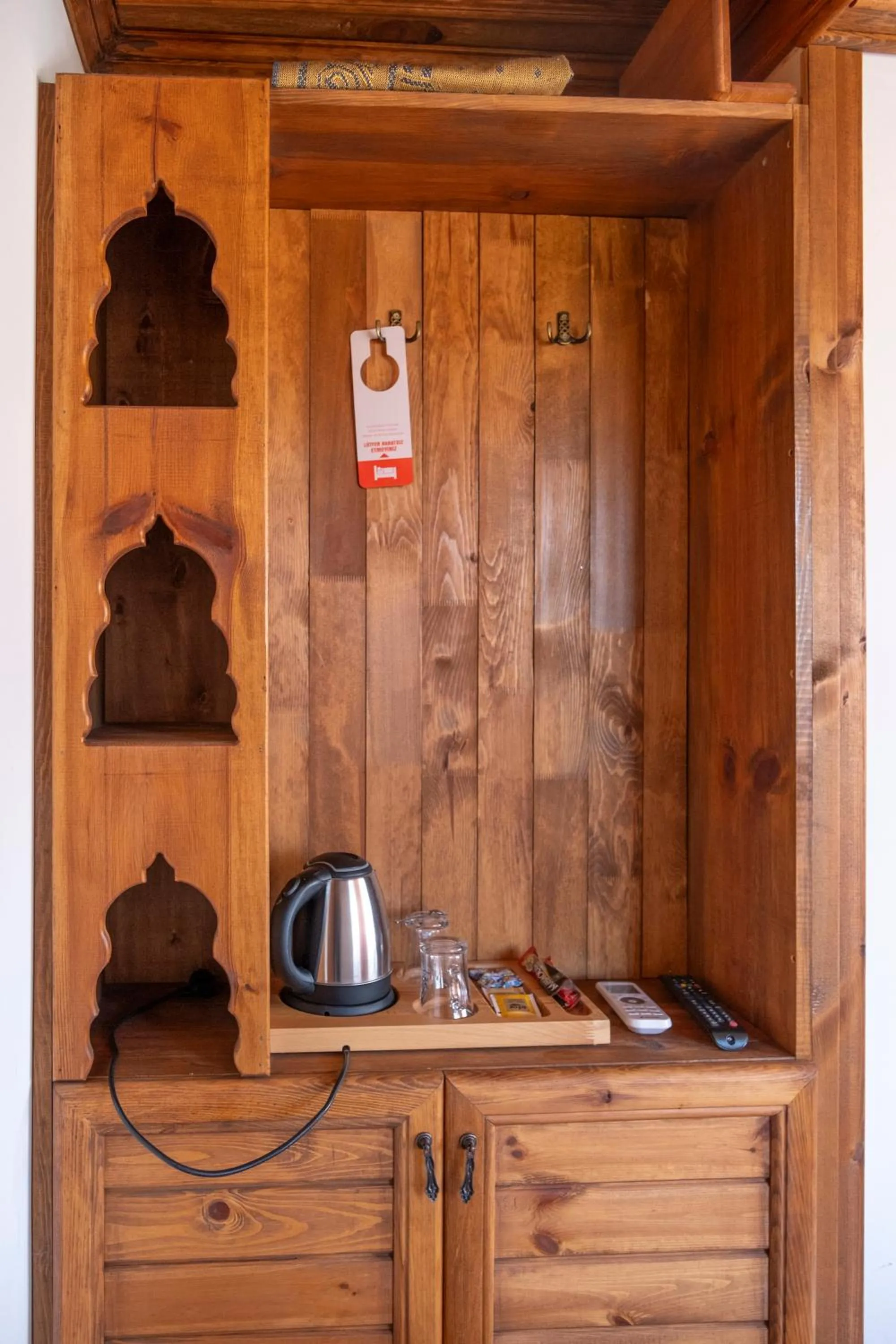 wardrobe in Gunes Konak Otel Safranbolu