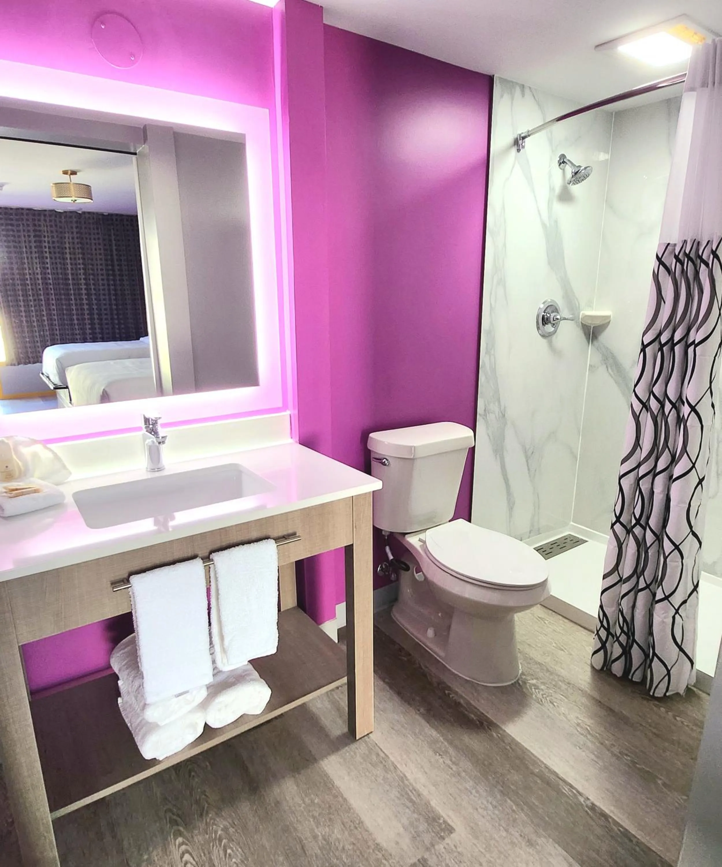 Shower in Motel 6 Tuscaloosa AL University