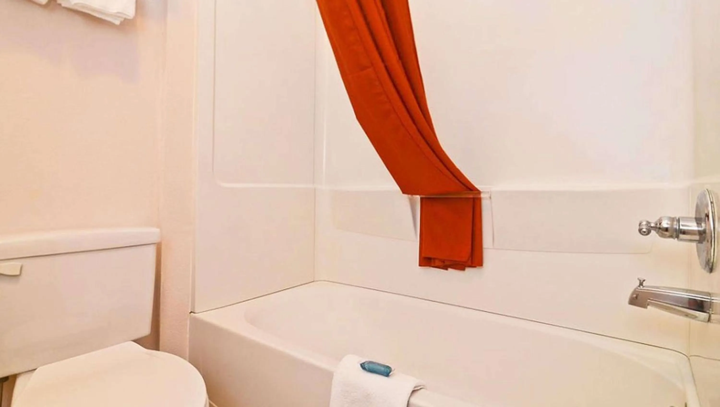 Bathroom in Magnuson Hotel Manitou Springs