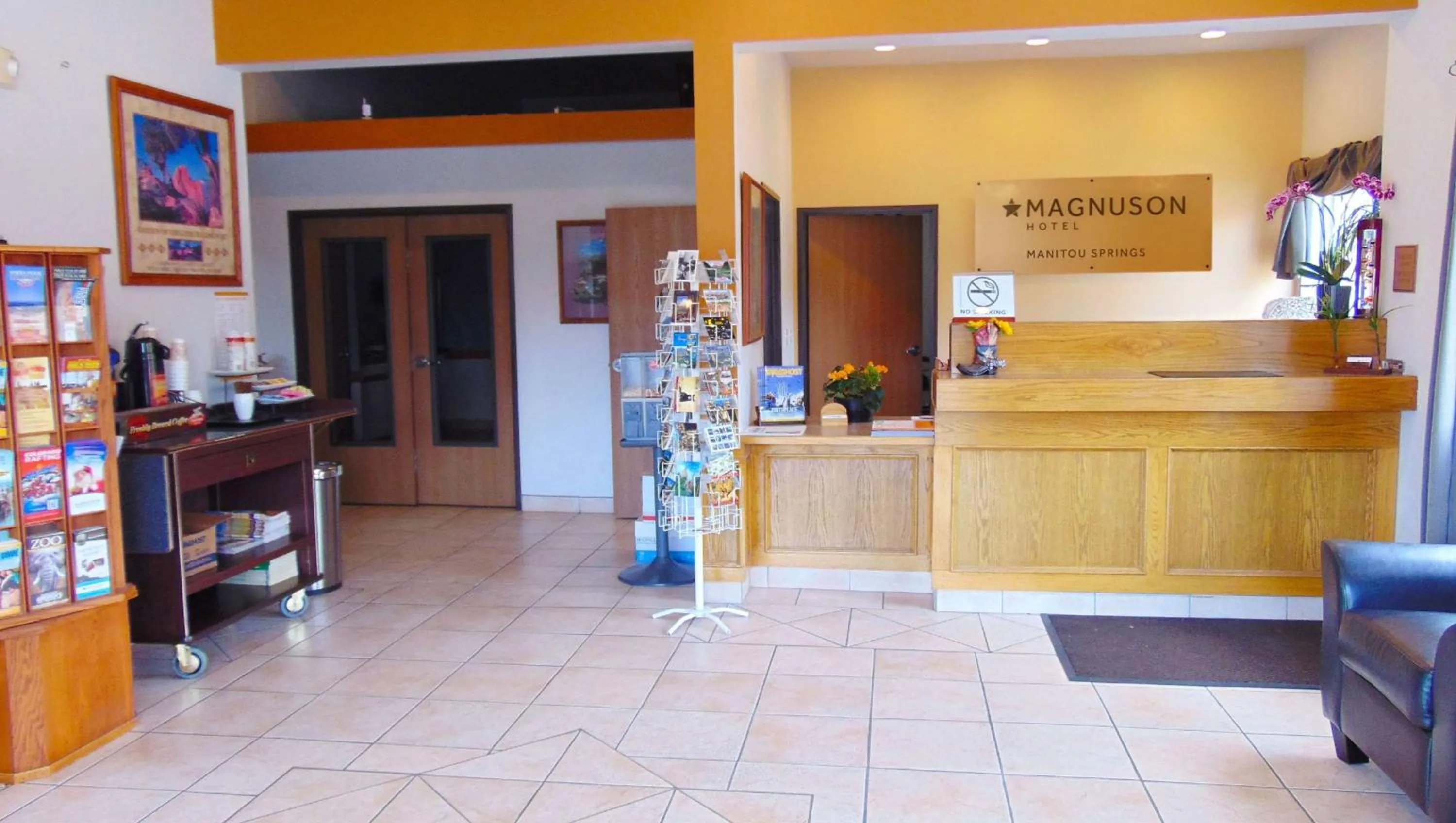 Lobby or reception in Magnuson Hotel Manitou Springs