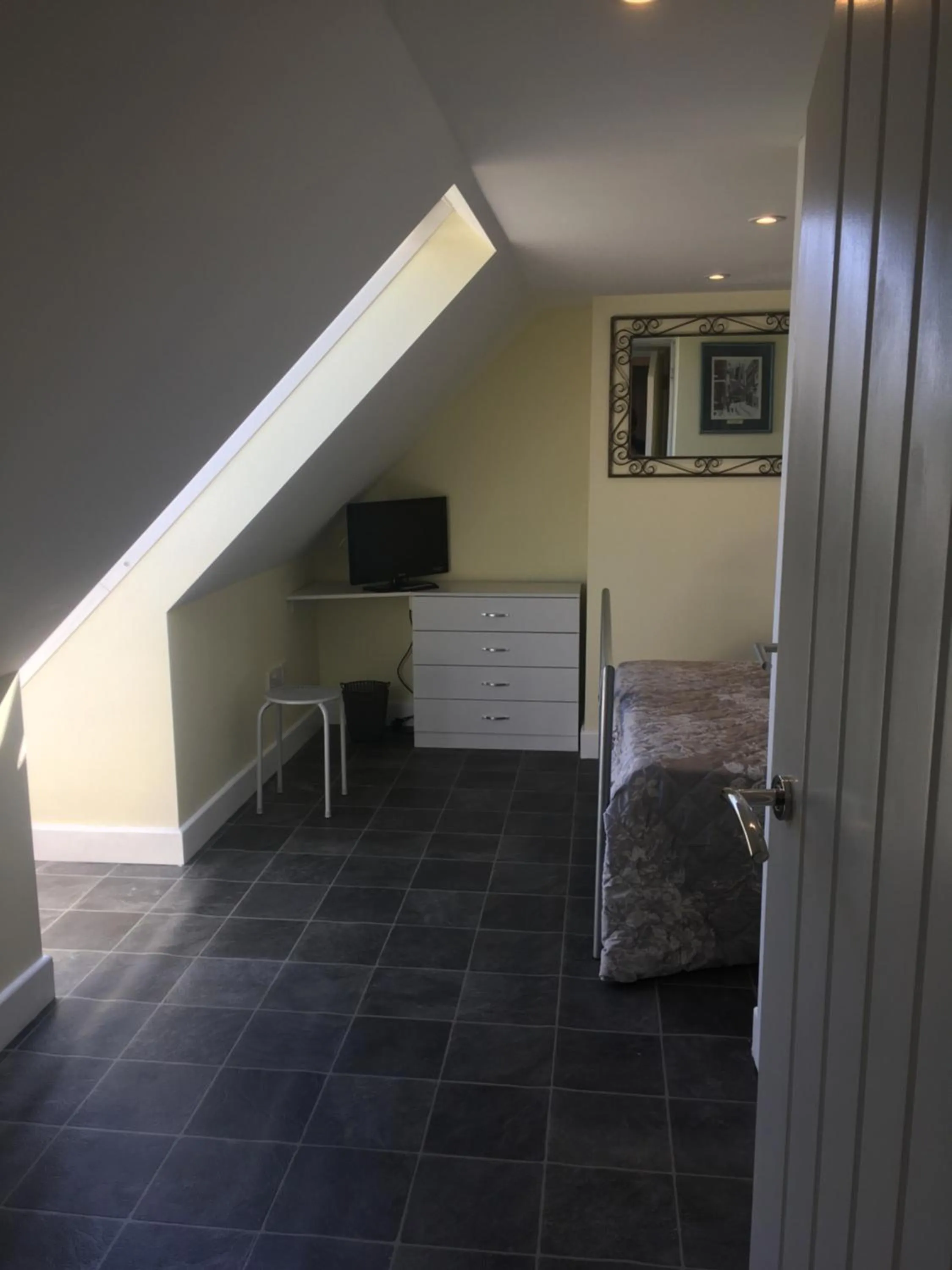 Bedroom, Bed in Folly Fields Farm B&B