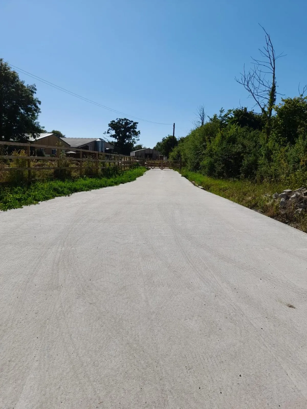Facade/entrance in Folly Fields Farm B&B
