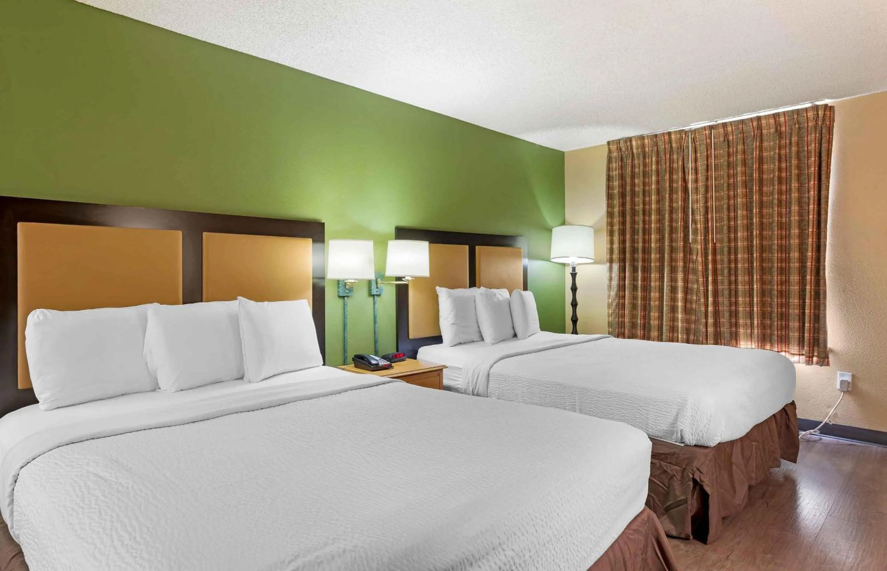 Bedroom, Bed in Extended Stay America Suites - San Antonio - Airport