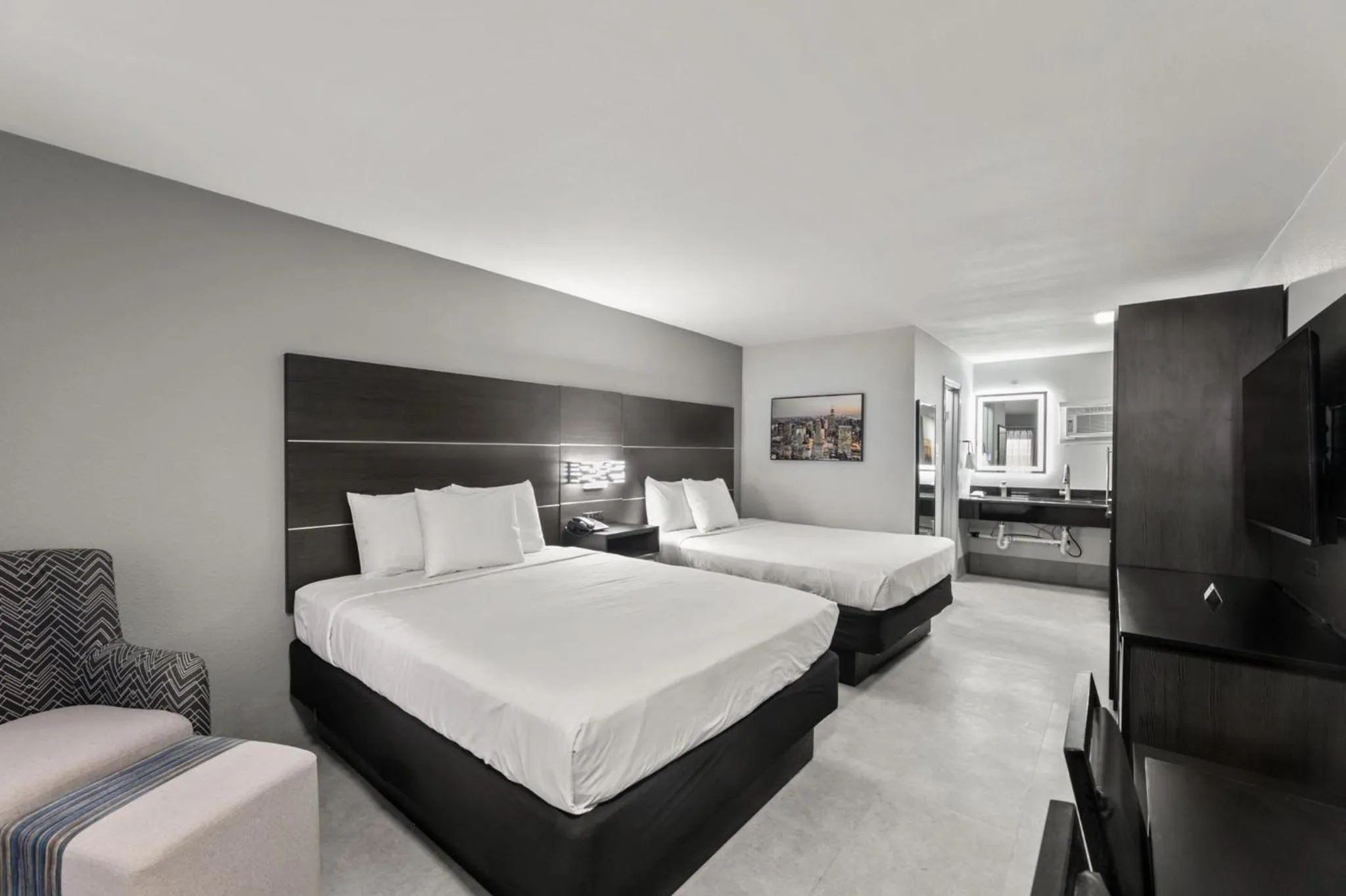 Bedroom, Bed in GuestHouse Extended Stay Laredo