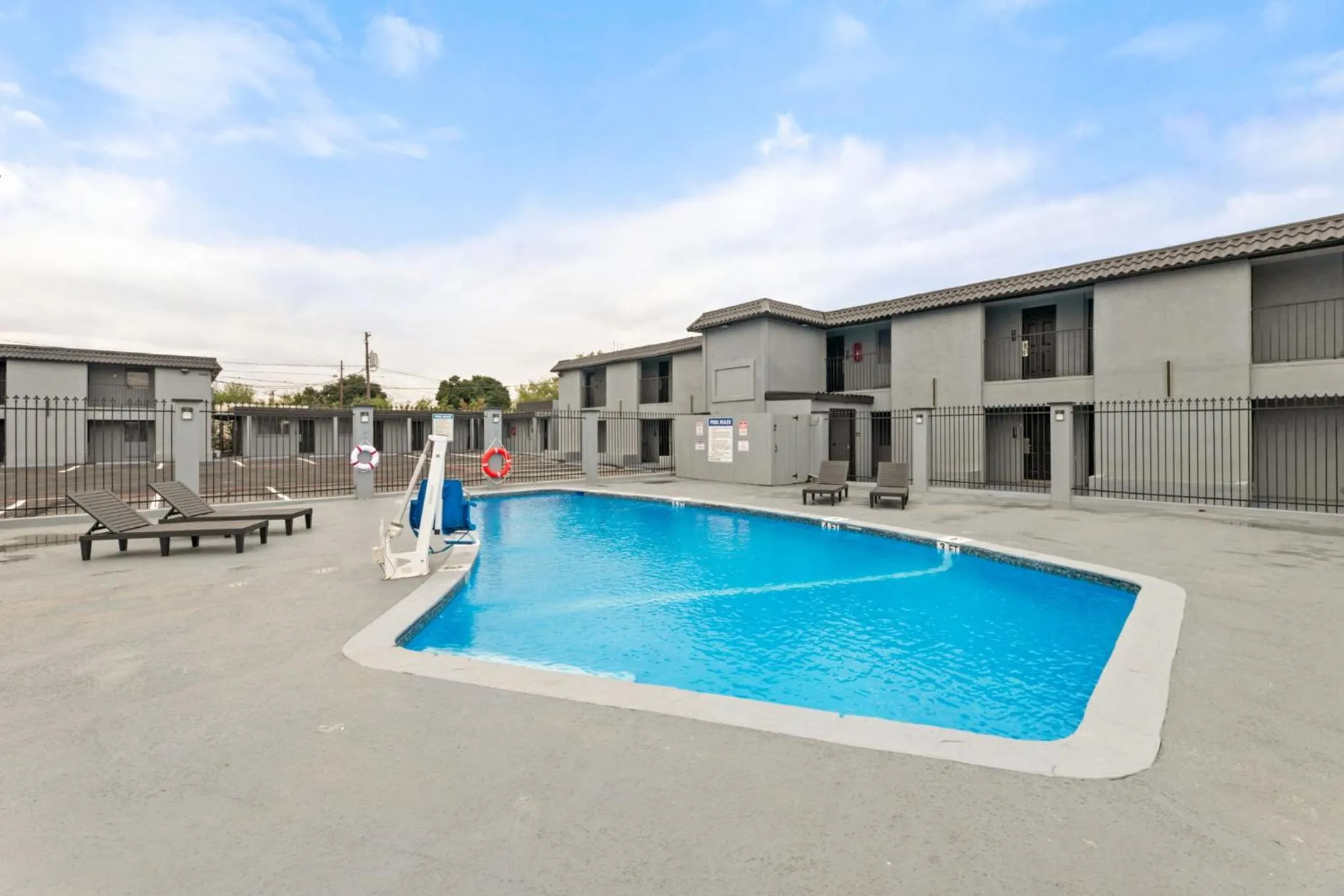 Property building in GuestHouse Extended Stay Laredo