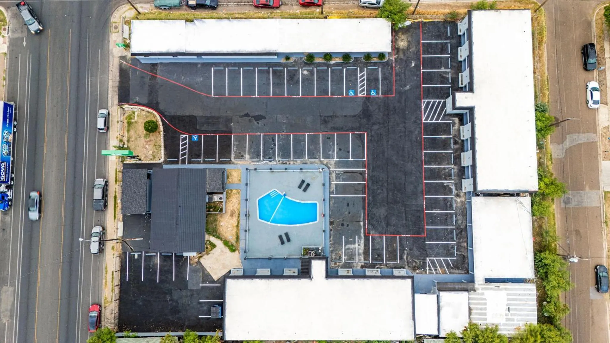 Property building in GuestHouse Extended Stay Laredo