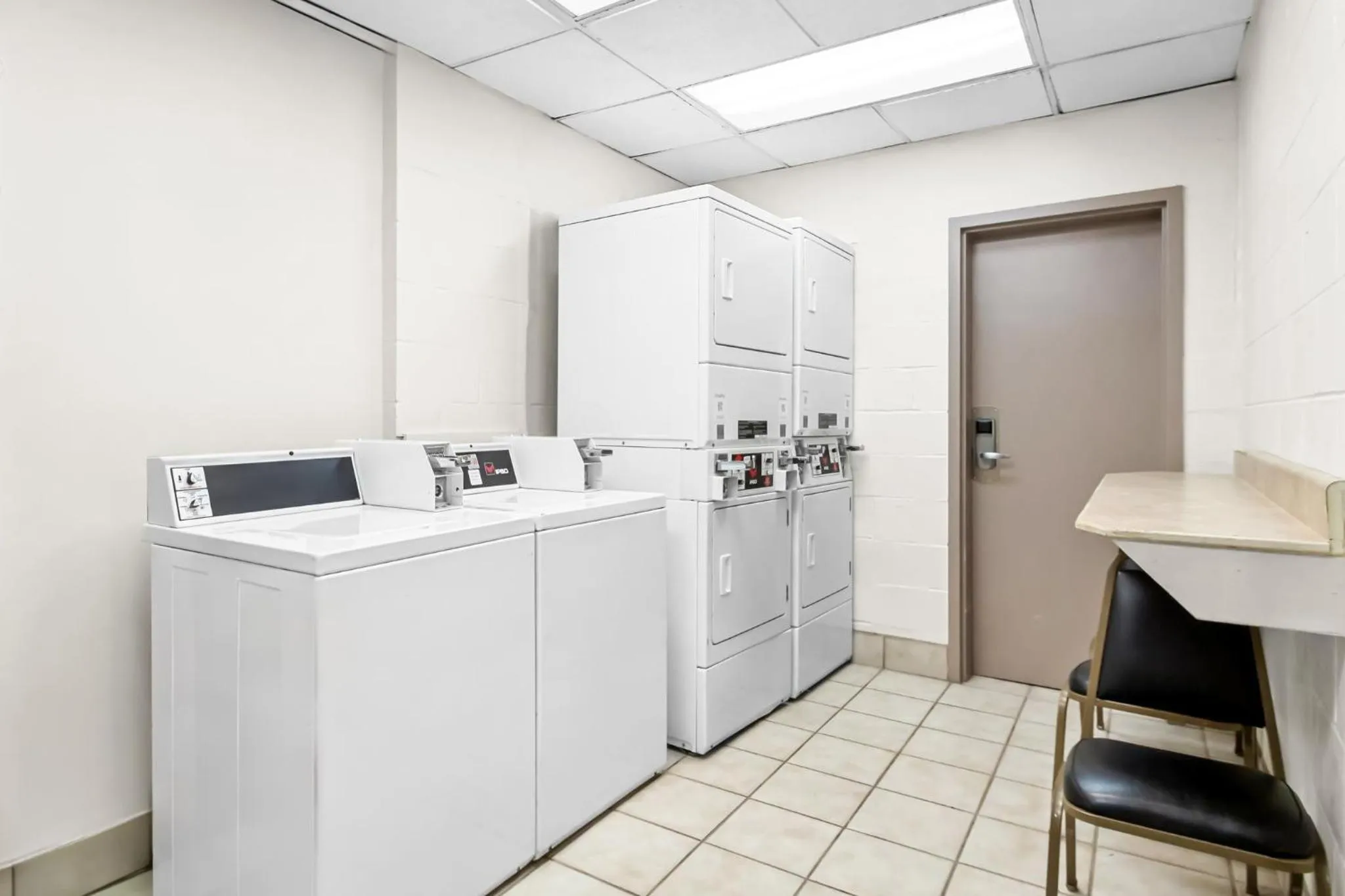 laundry in Red Roof Inn Myrtle Beach Hotel - Market Commons