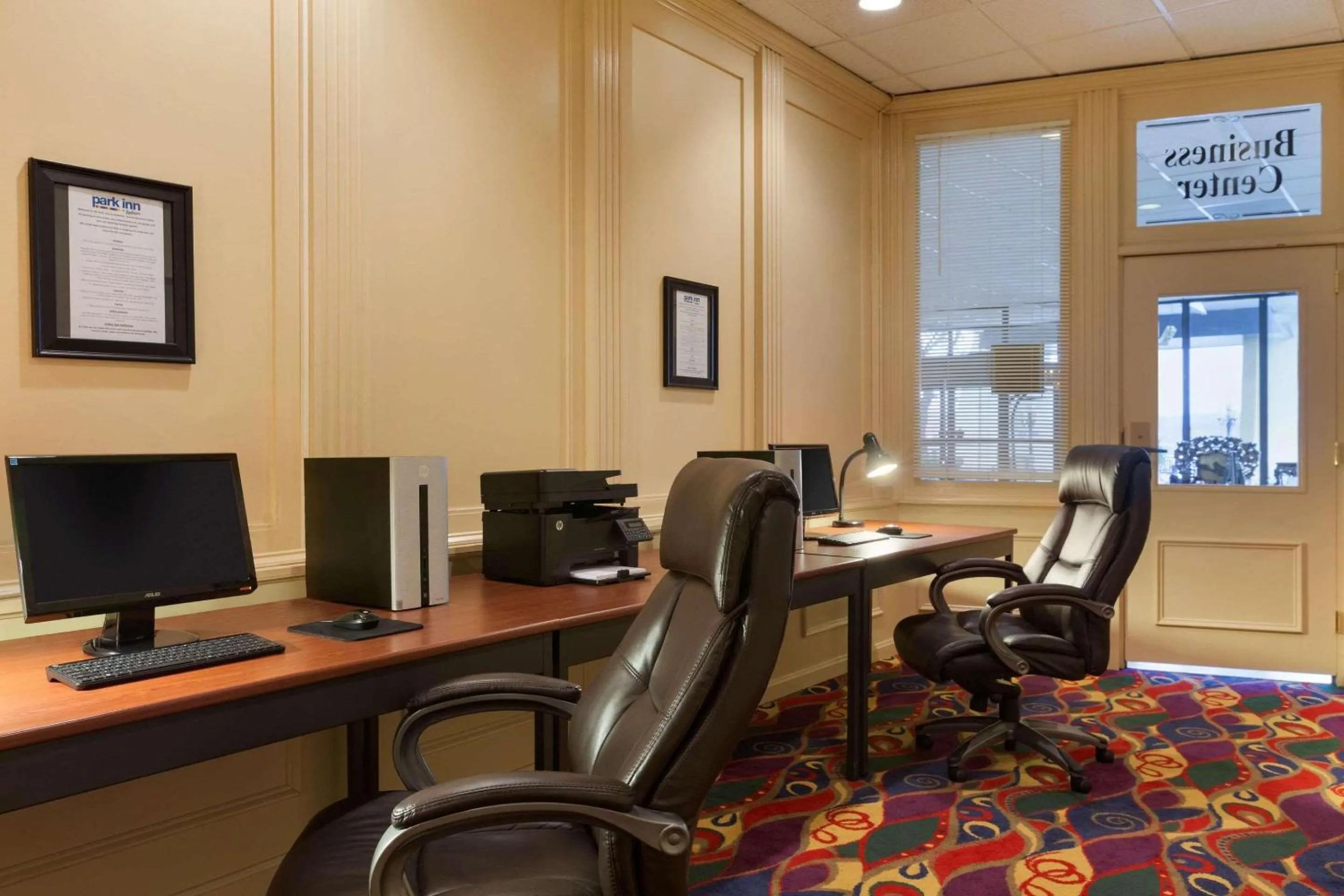 Business facilities in Park Inn By Radisson Sharon