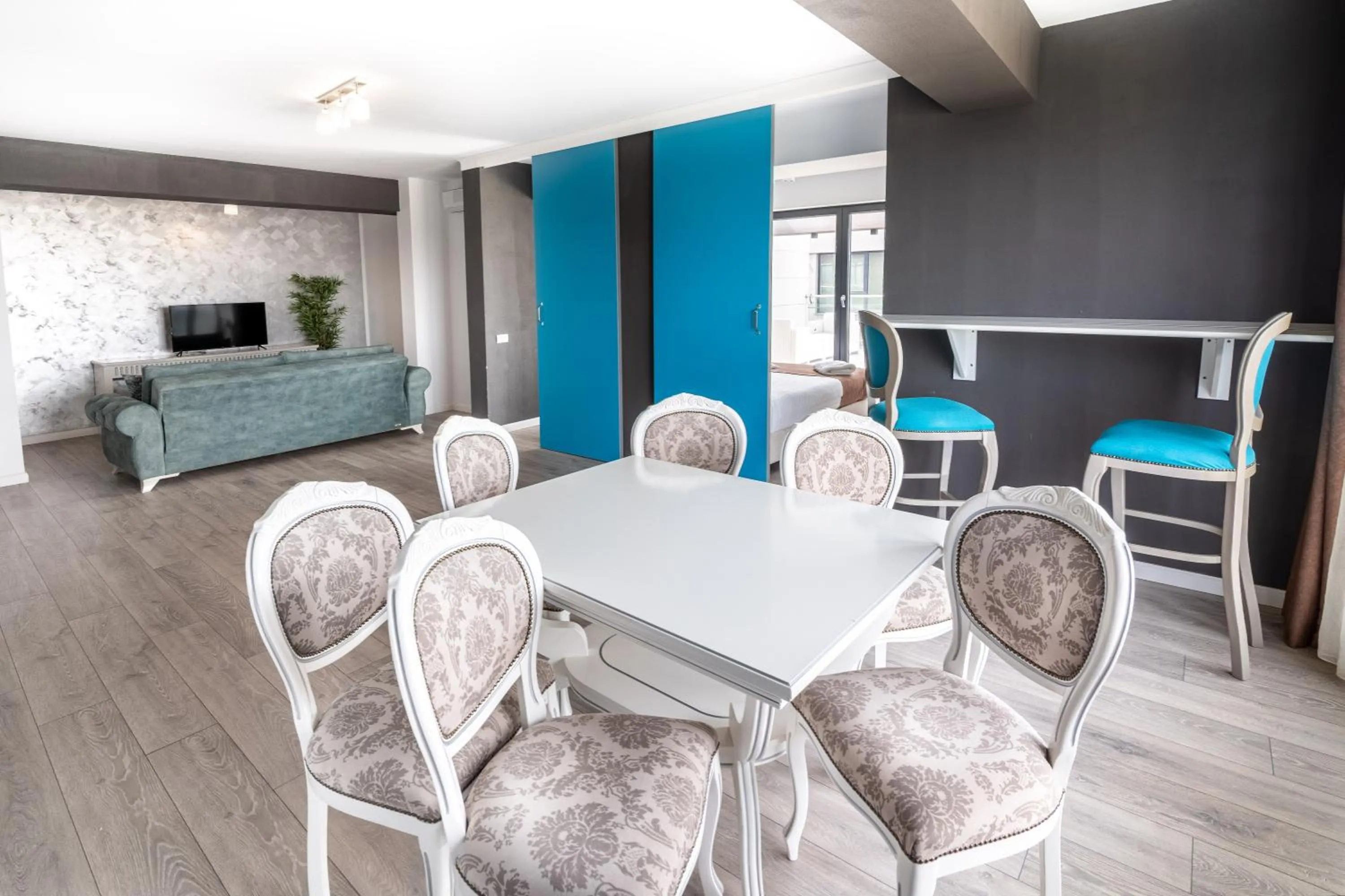 Seating area in Miramare Residence Aparthotel