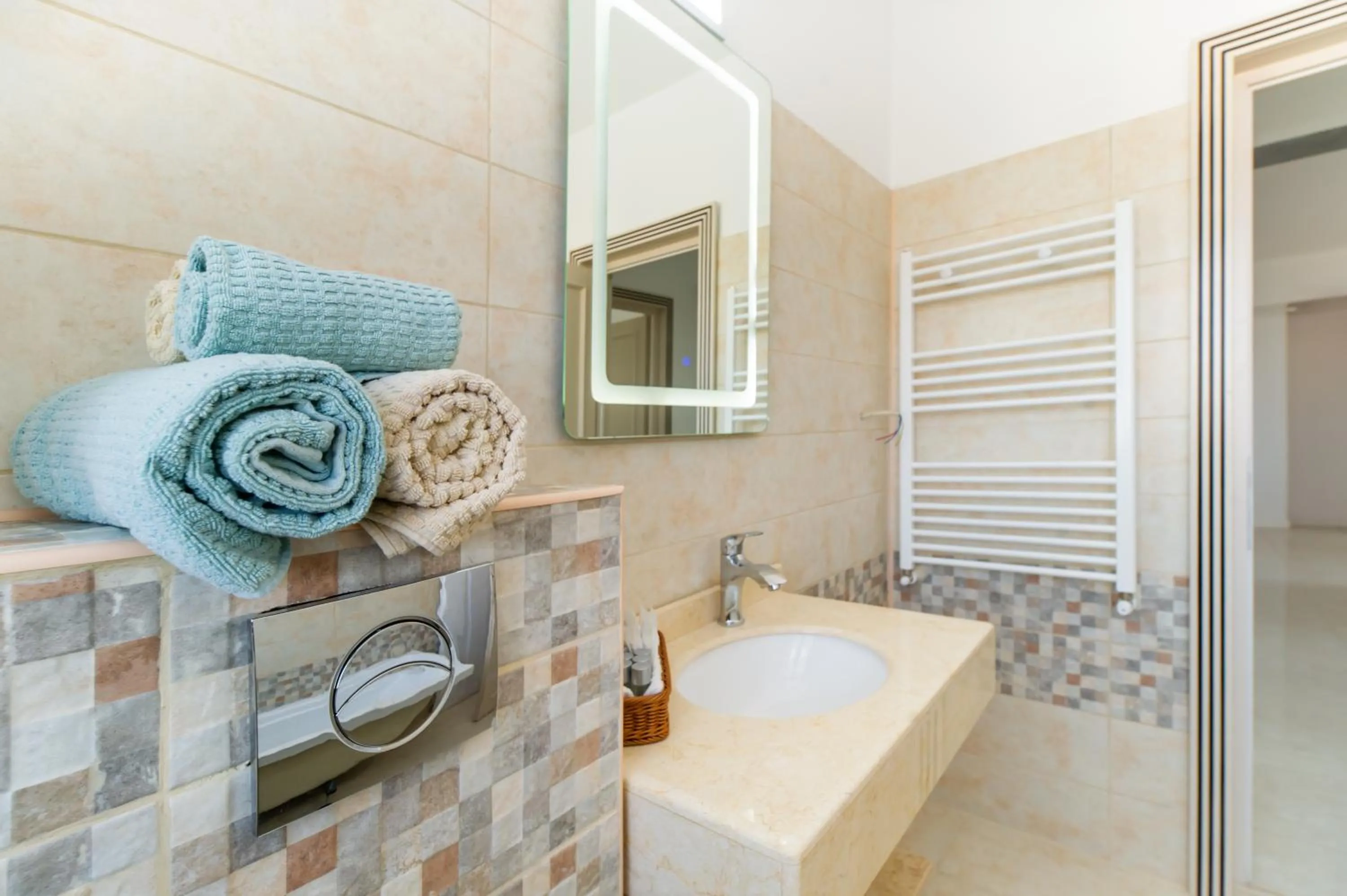 Shower in Miramare Residence Aparthotel