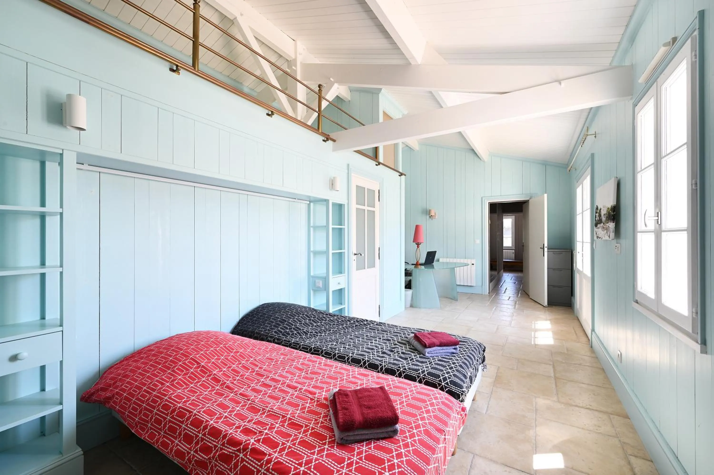 Bed in Villa Mer 4 Etoiles - 90 M de la mer Sea and Mountain Pleasure
