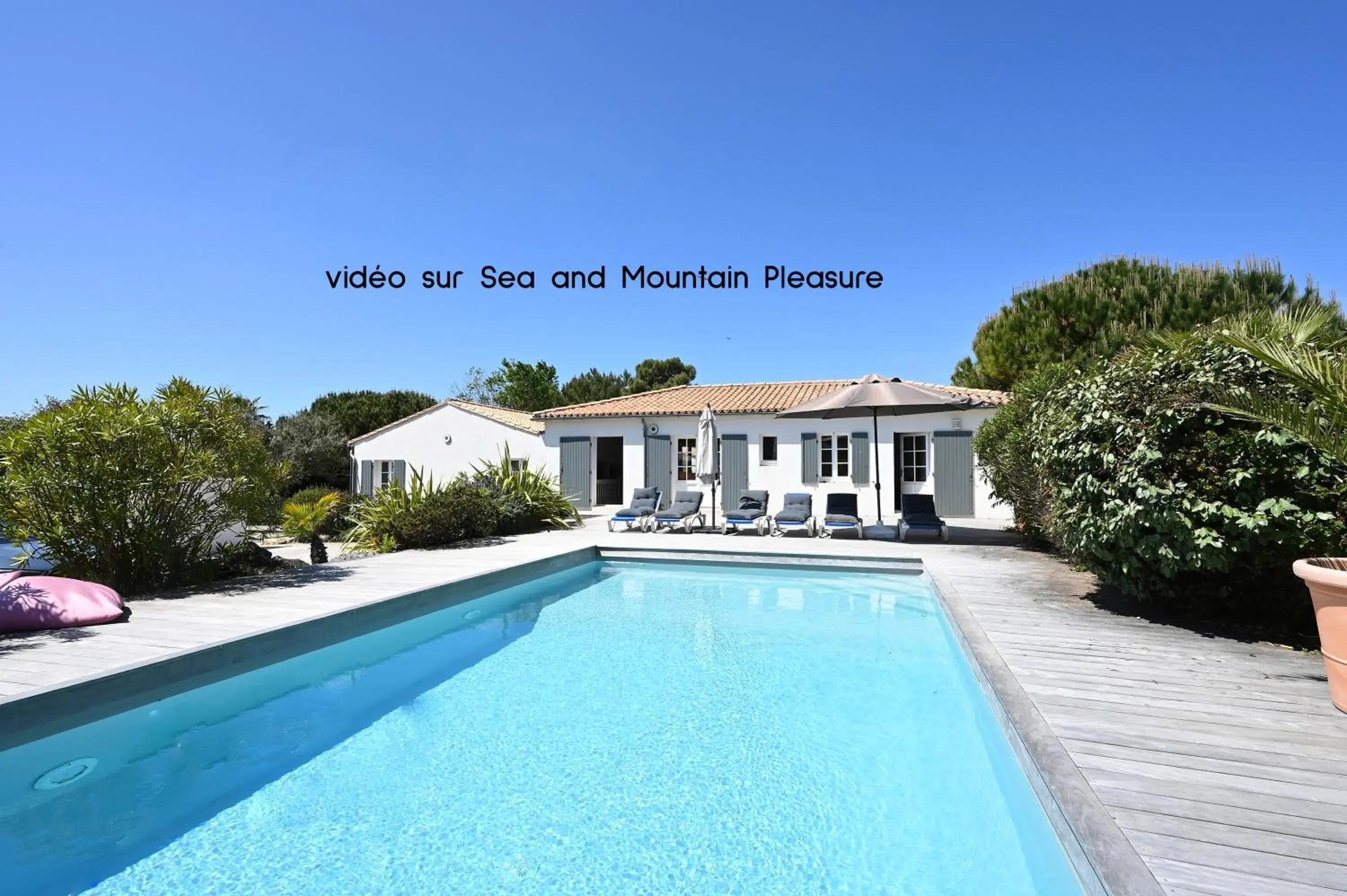 Villa Mer 4 Etoiles - 90 M de la mer Sea and Mountain Pleasure Villa Mer 4 Etoiles - 90 M de la mer Sea and Mountain Pleasure