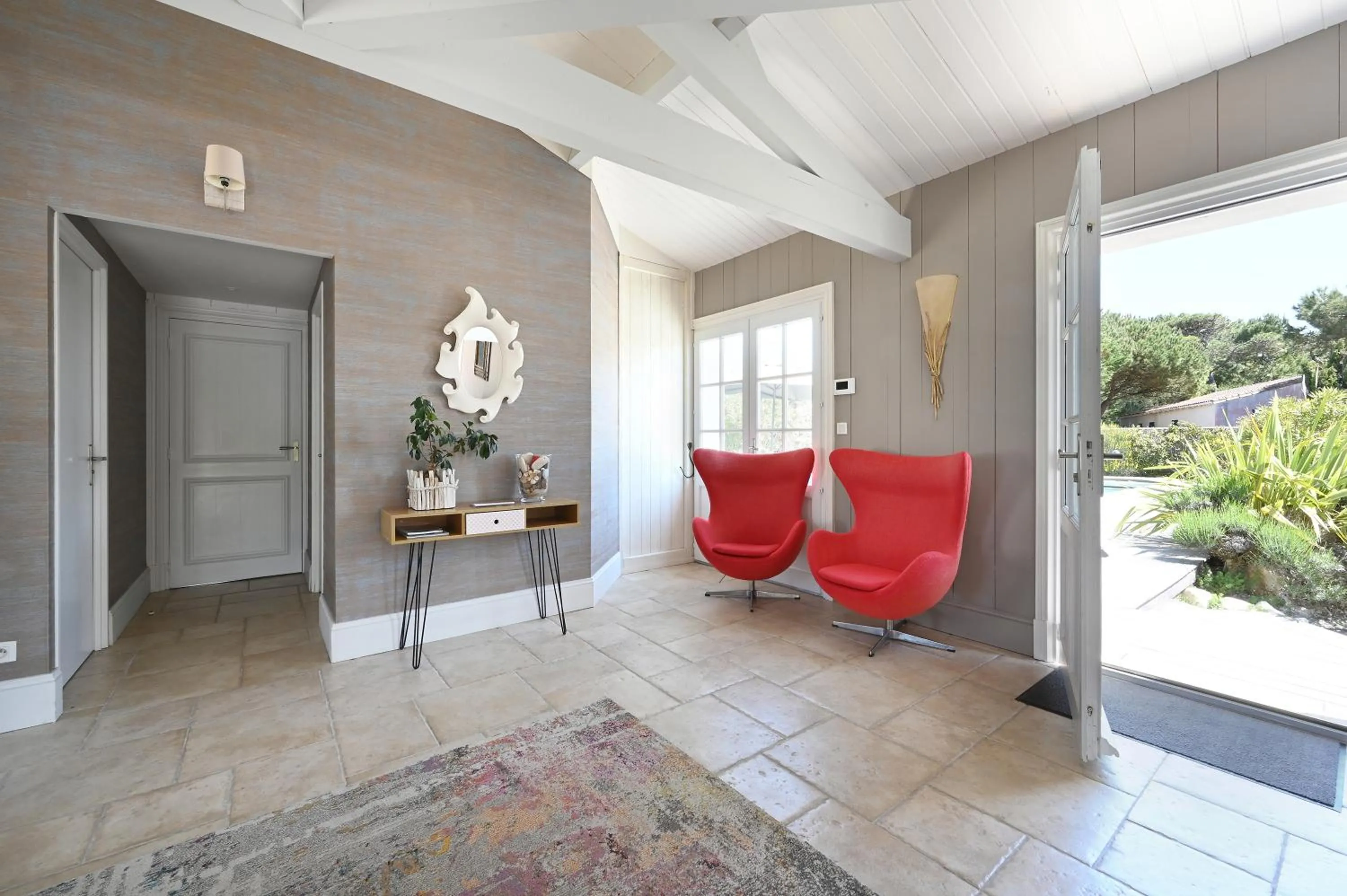 Facade/entrance in Villa Mer 4 Etoiles - 90 M de la mer Sea and Mountain Pleasure