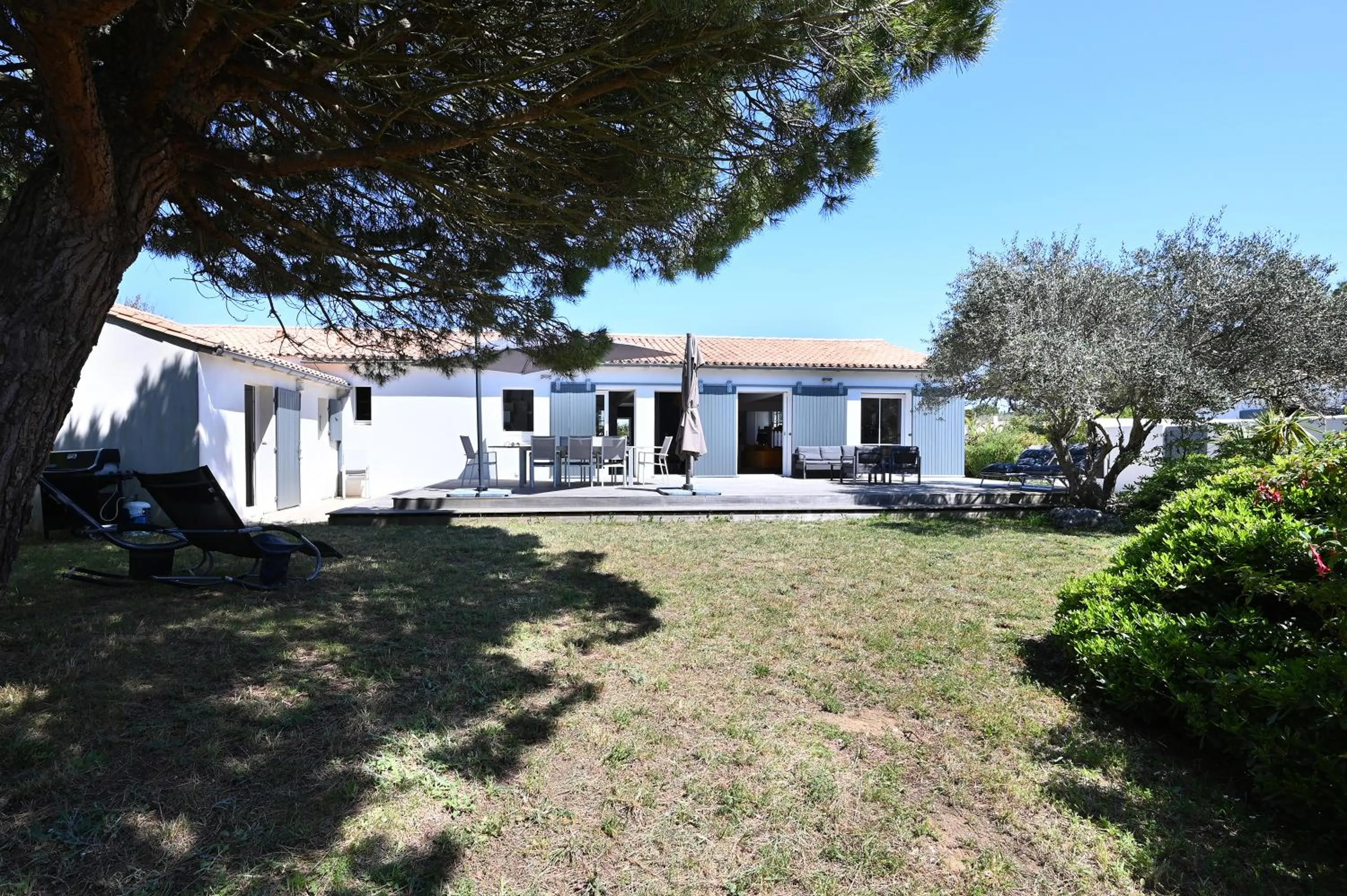 Garden in Villa Mer 4 Etoiles - 90 M de la mer Sea and Mountain Pleasure