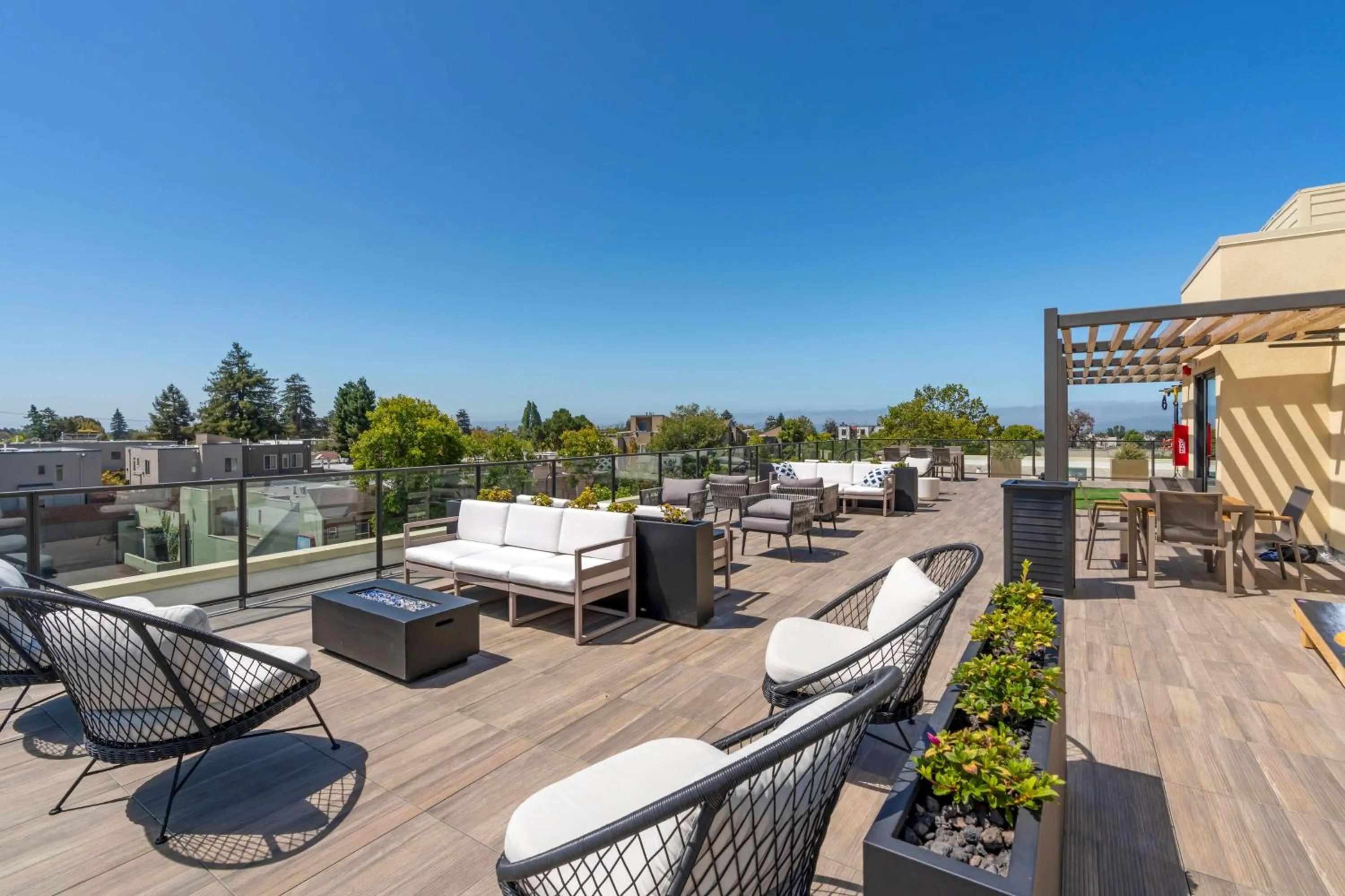 Lounge or bar in Aiden by Best Western Berkeley