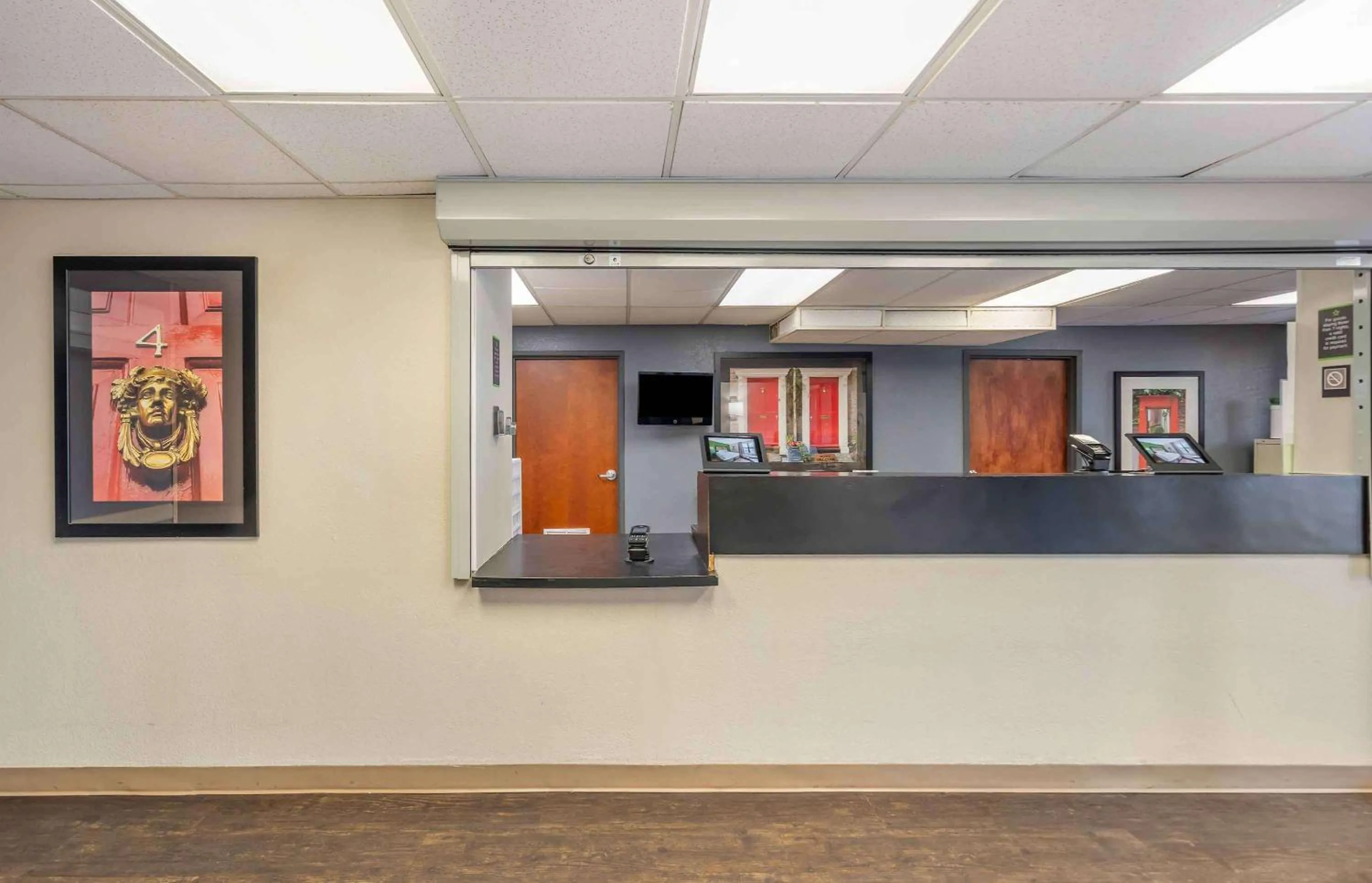 Lobby or reception in Extended Stay America Select Suites - Chicago - Downers Grove