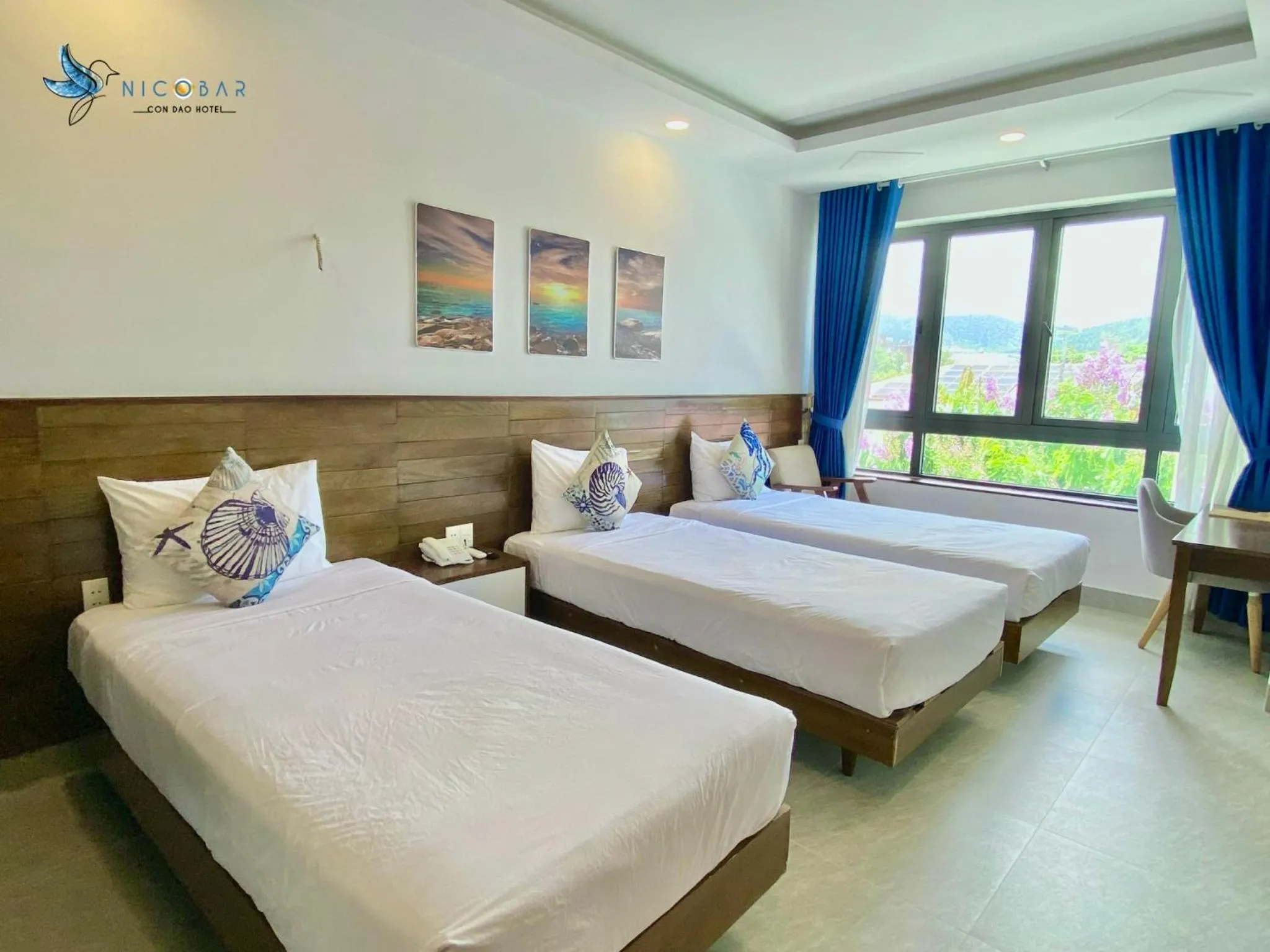 Bed in Nicobar Con Dao Hotel