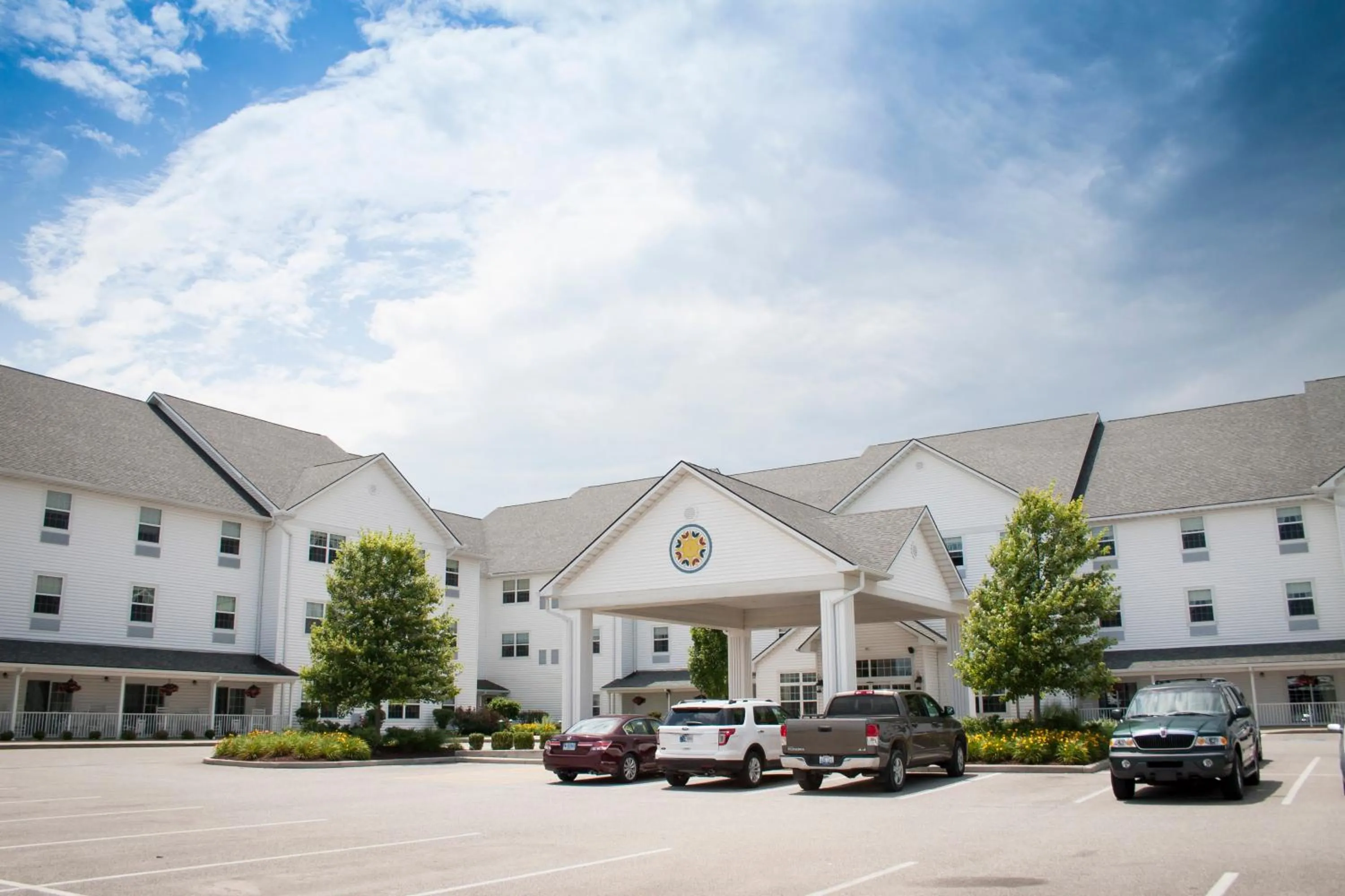 Facade/entrance in Blue Gate Garden Inn