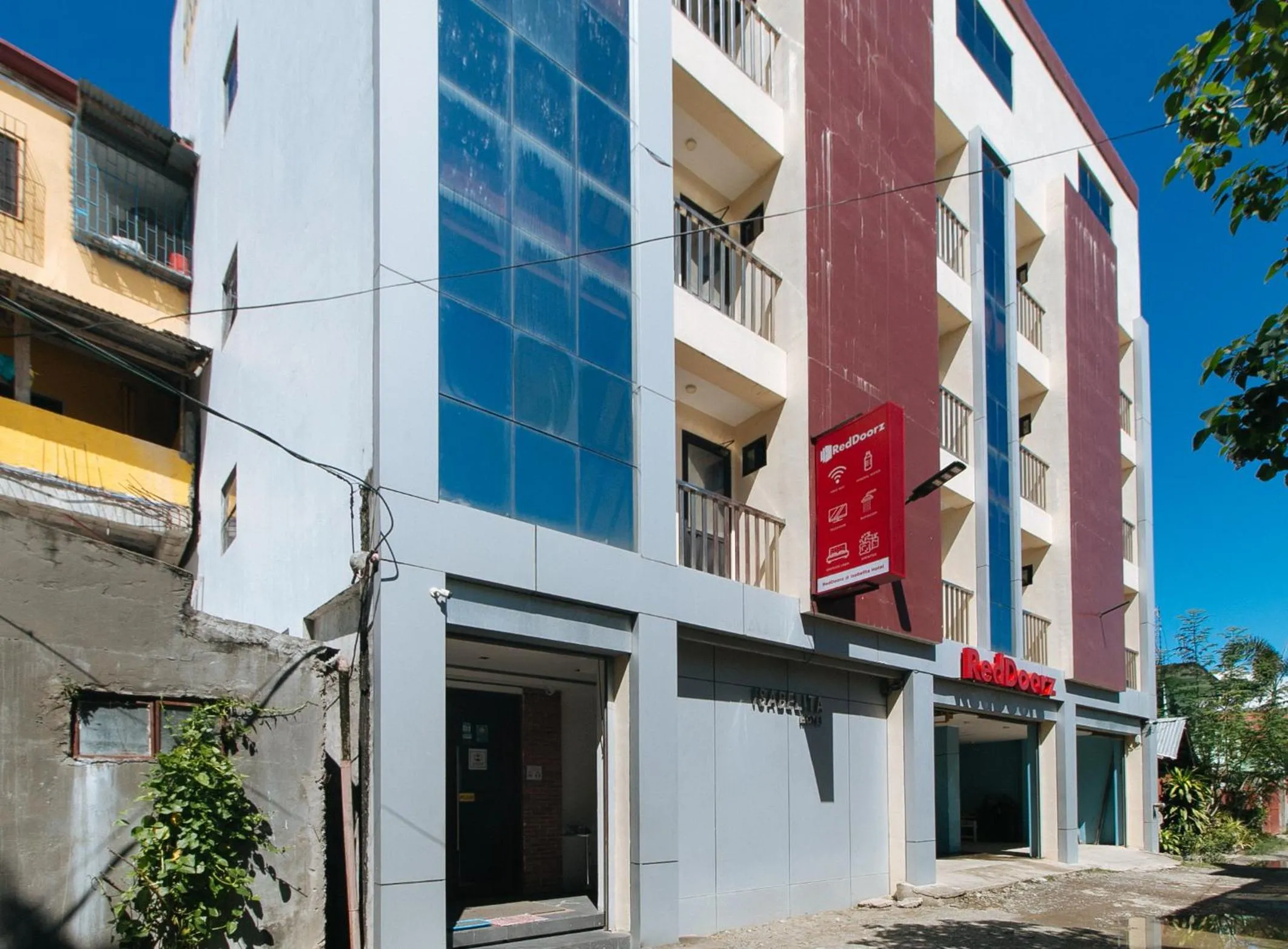 Property building in RedDoorz at Isabelita Hotel Tuguegarao City