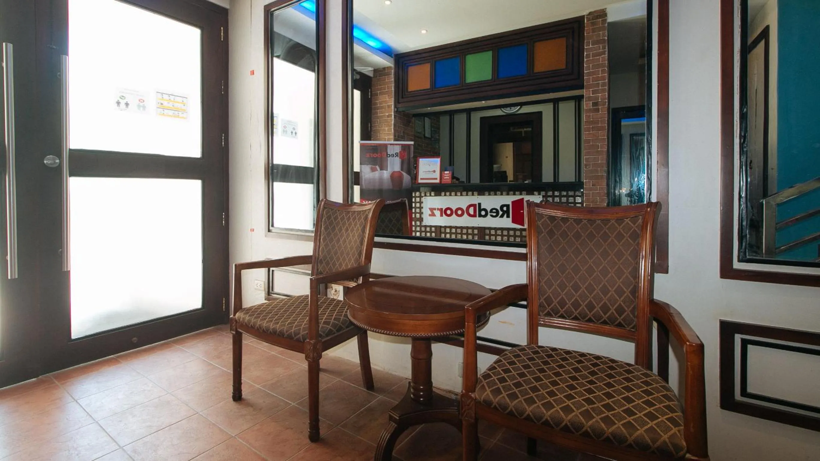 Lobby or reception in RedDoorz at Isabelita Hotel Tuguegarao City