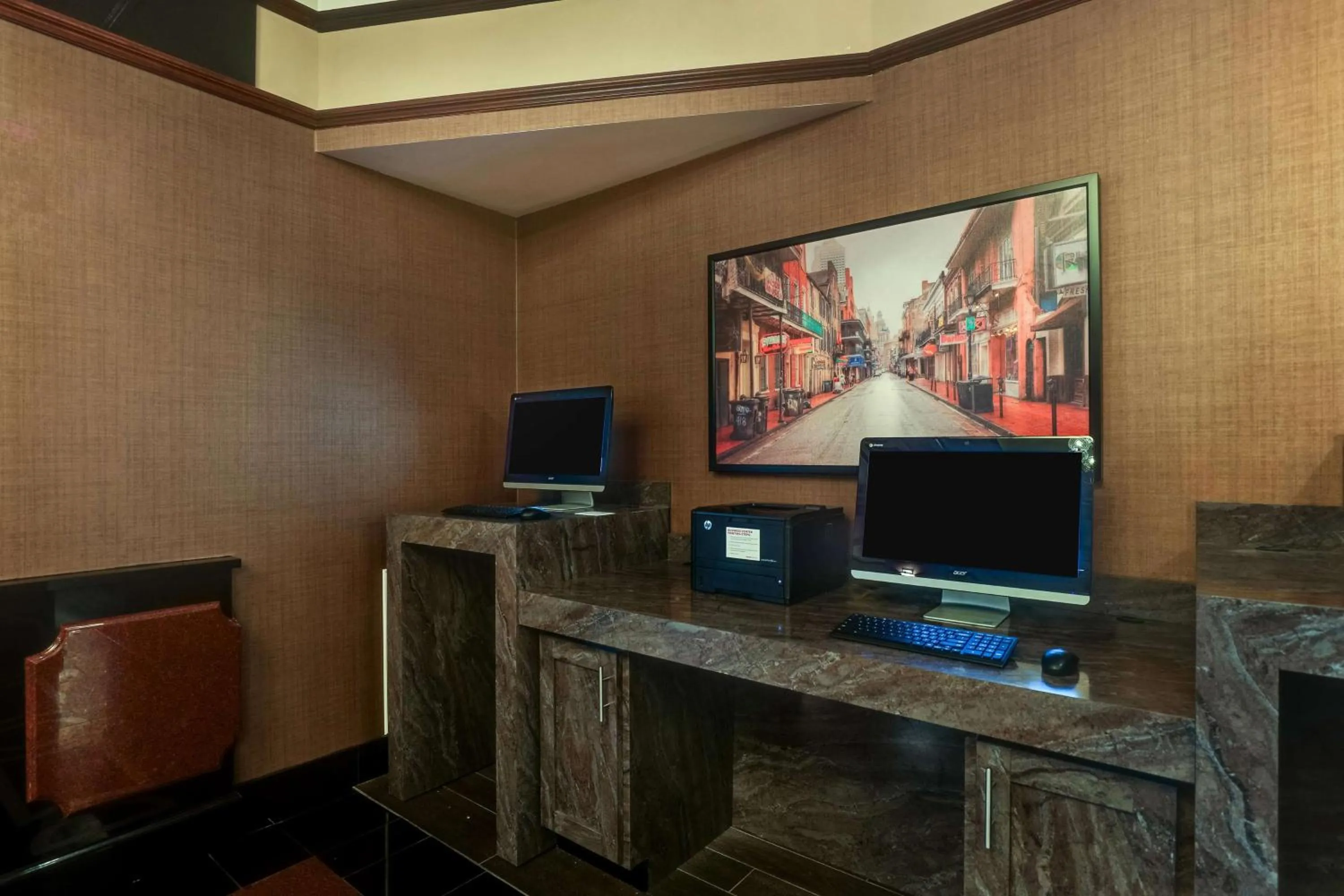 Business facilities in Drury Plaza Hotel New Orleans
