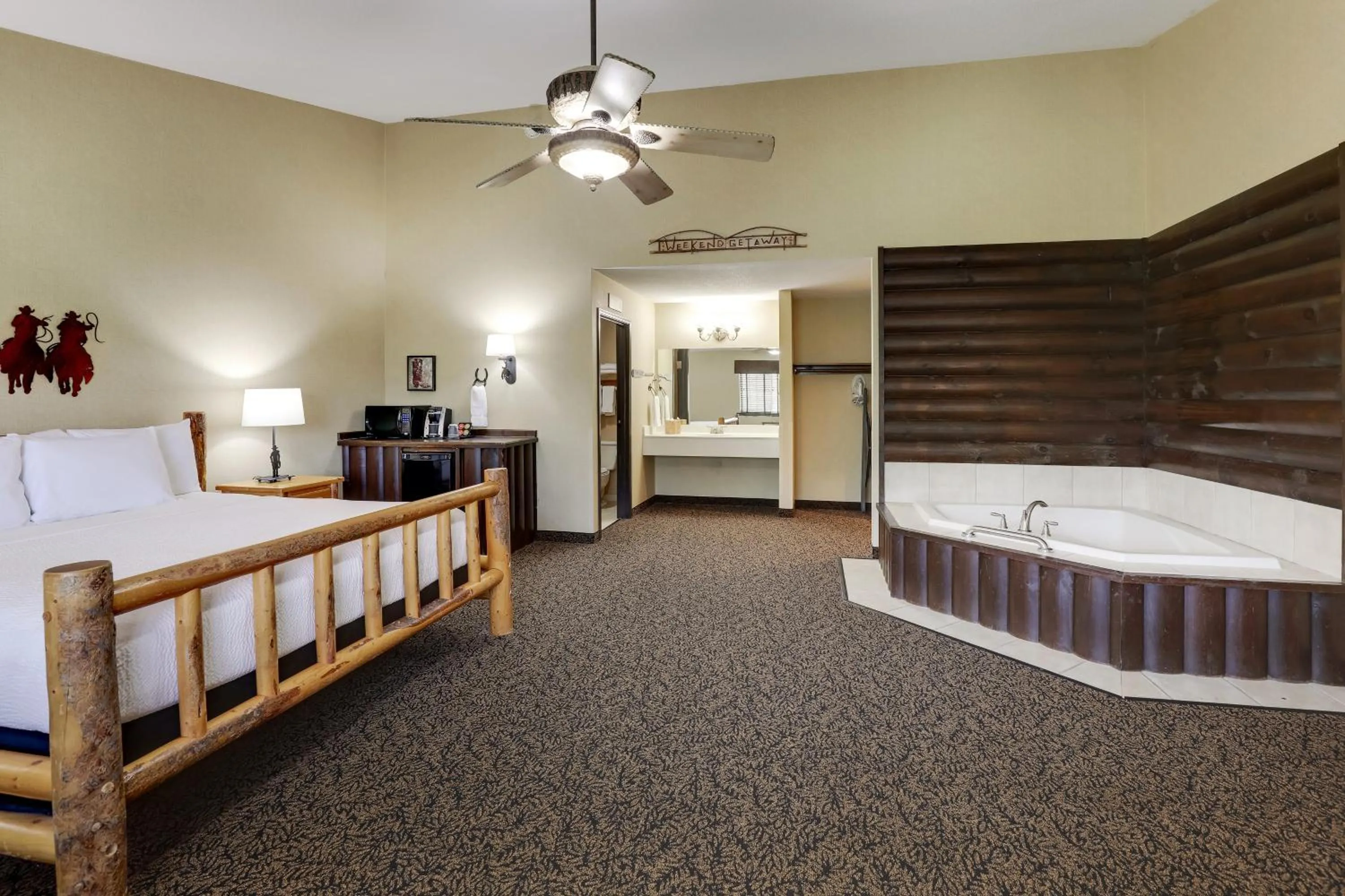 Bed in Stoney Creek Hotel La Crosse - Onalaska