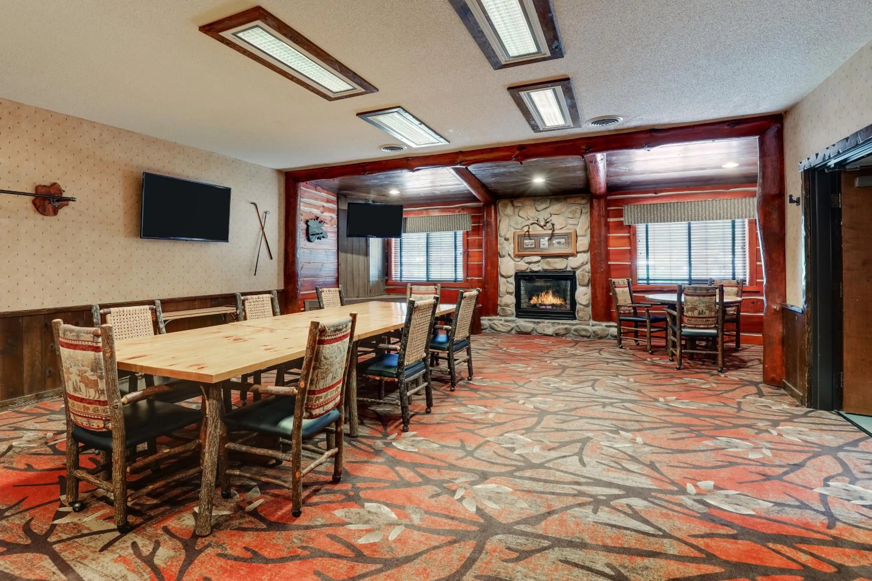 Meeting/conference room in Stoney Creek Hotel La Crosse - Onalaska