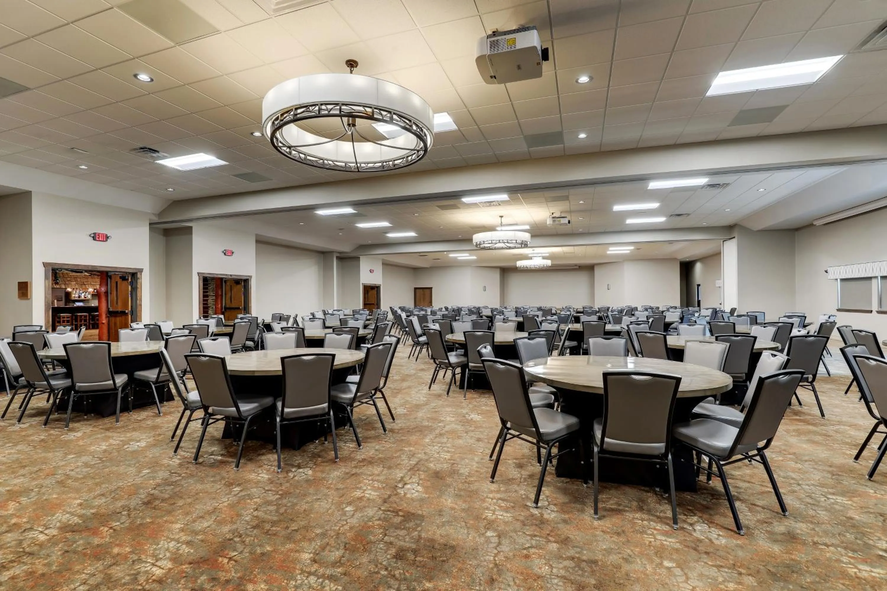 Meeting/conference room in Stoney Creek Hotel La Crosse - Onalaska