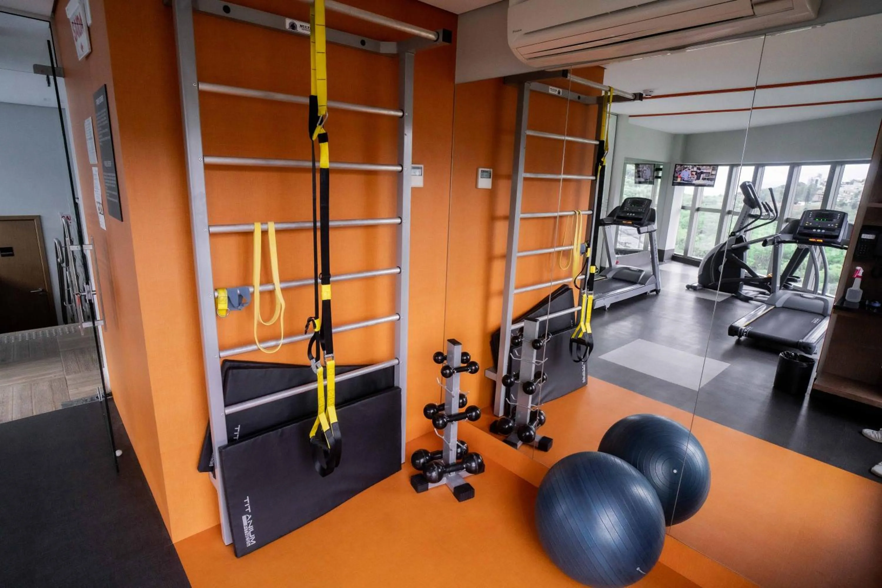 Fitness centre/facilities in Intercity Portofino Florianópolis