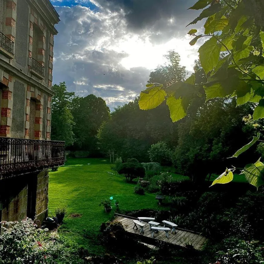 Garden in Propriété Les Ruisseaux