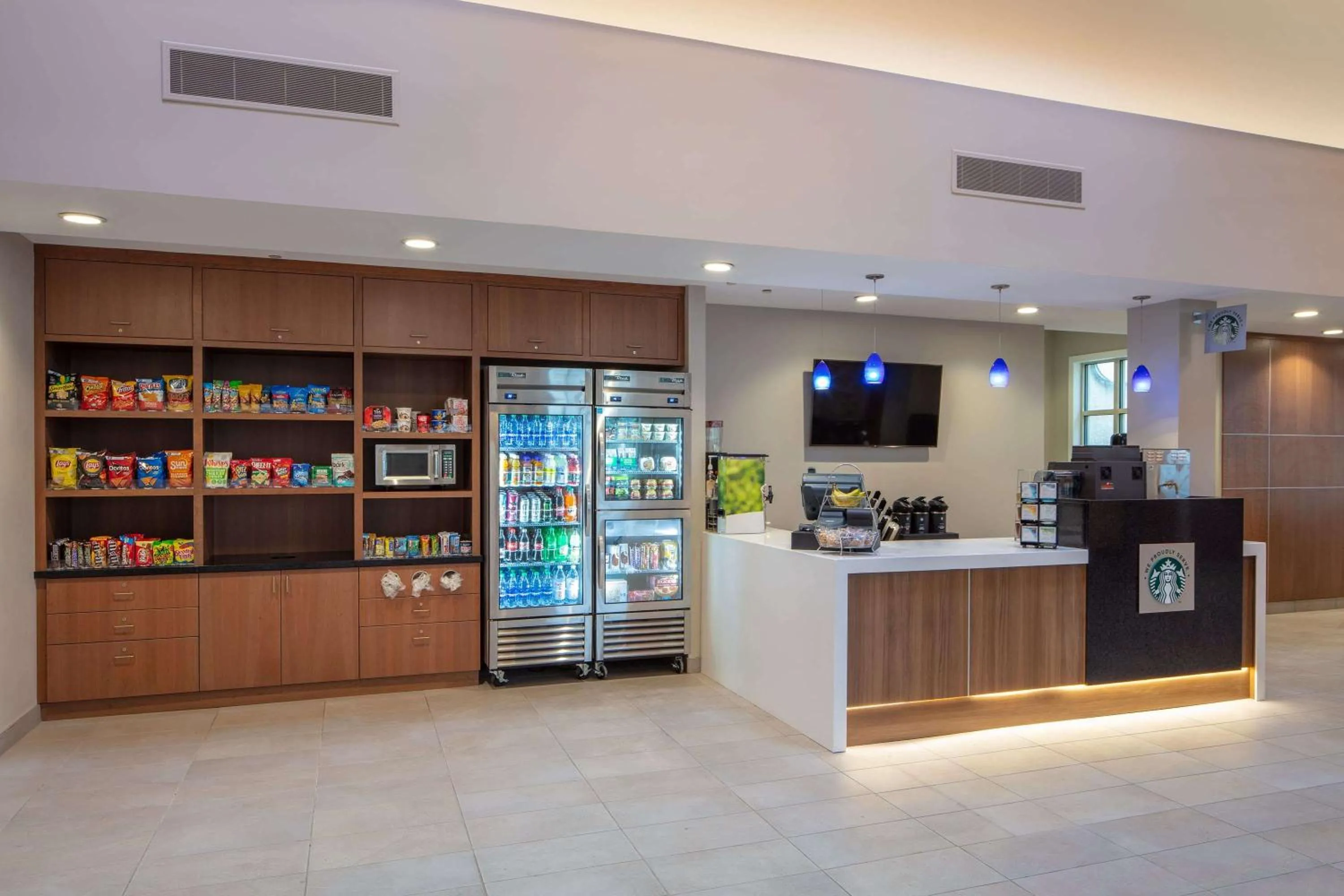 Lobby or reception in Collegian Hotel & Suites, Trademark Collection by Wyndham