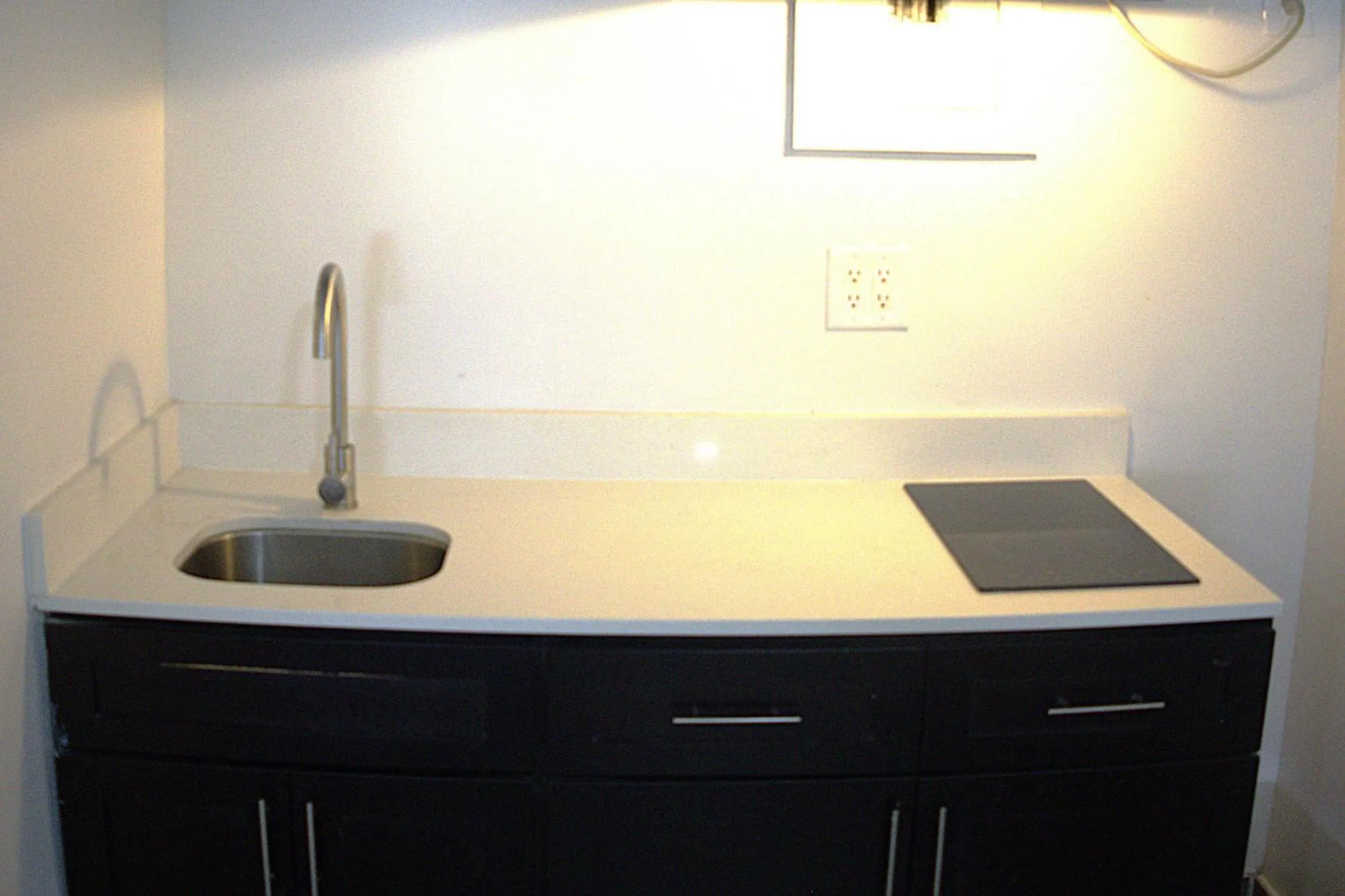 Bedroom in Rodeway Inn