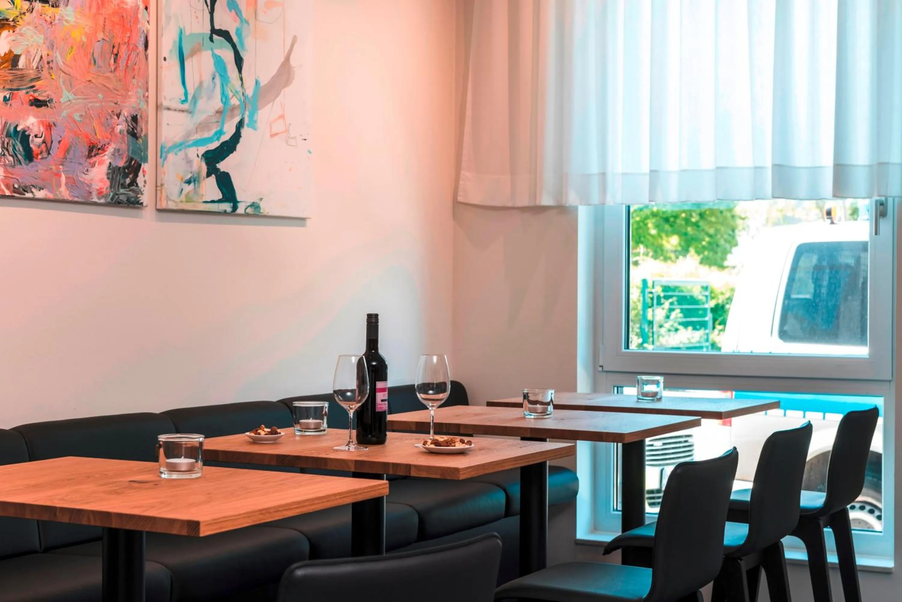 Dining area in Mintrops Concierge Hotel