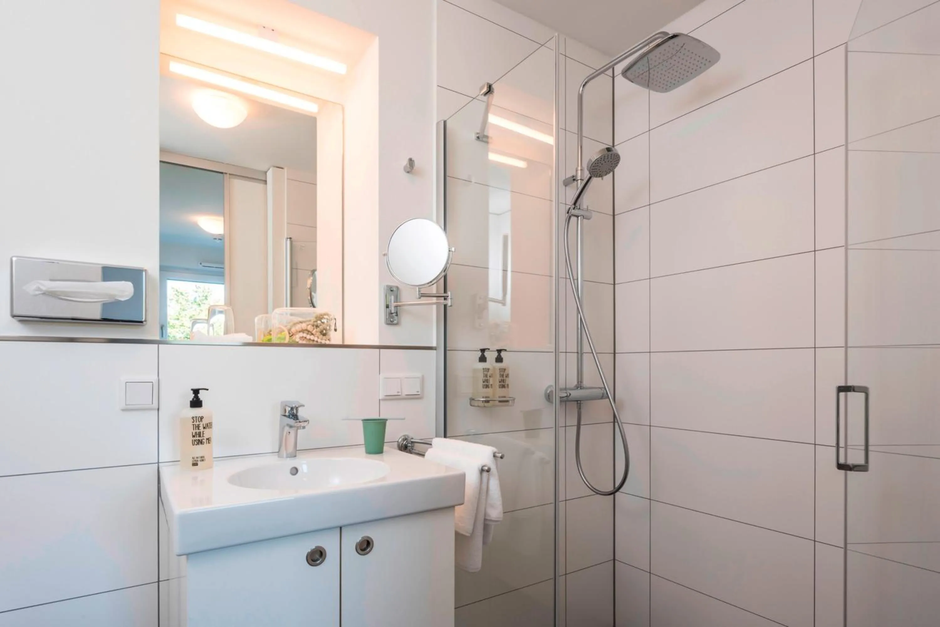 Bathroom in Mintrops Concierge Hotel