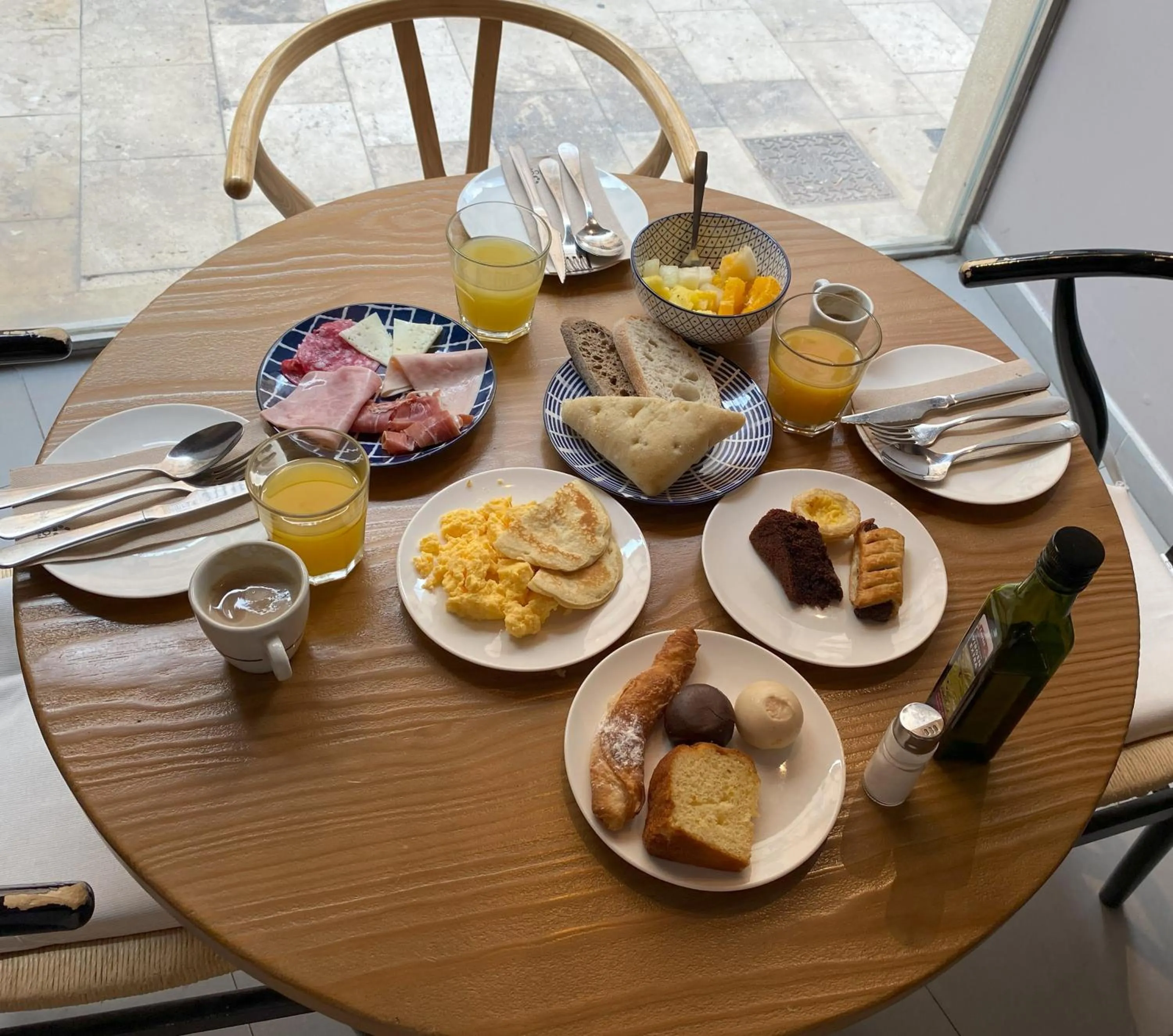 YOU & CO. Quart Boutique