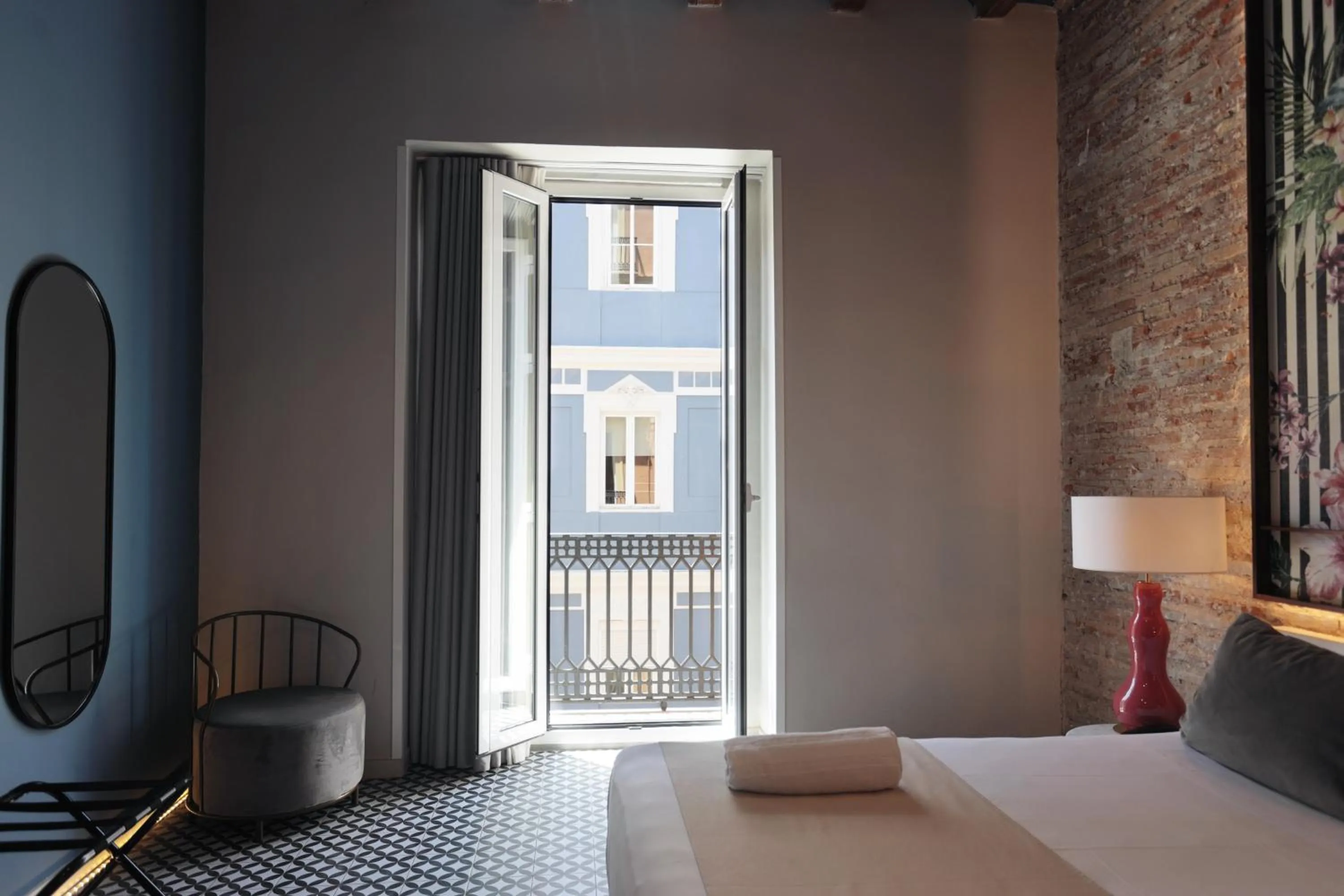 Bed in YOU & CO. Quart Boutique