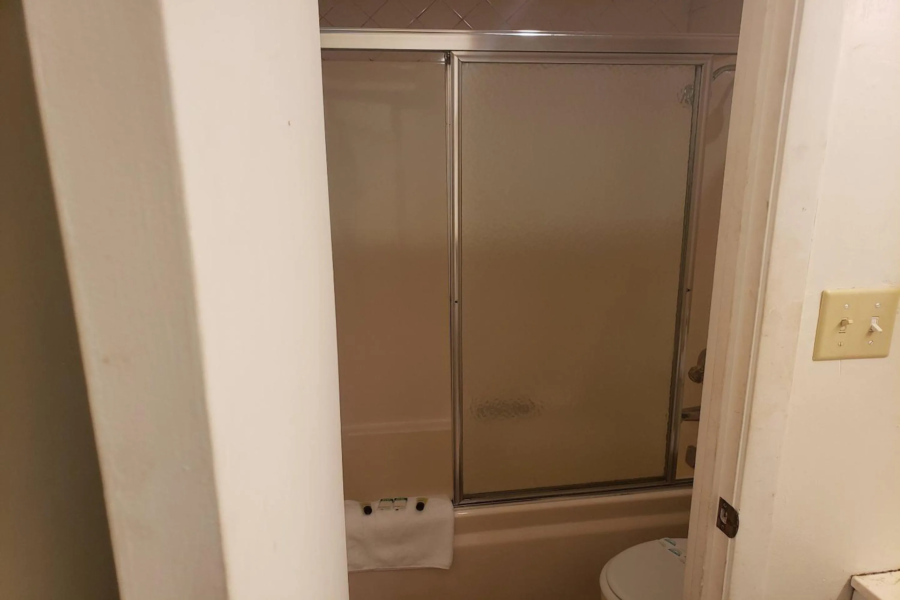 Bathroom in OYO Hotel Whitely City Hwy 27 KY