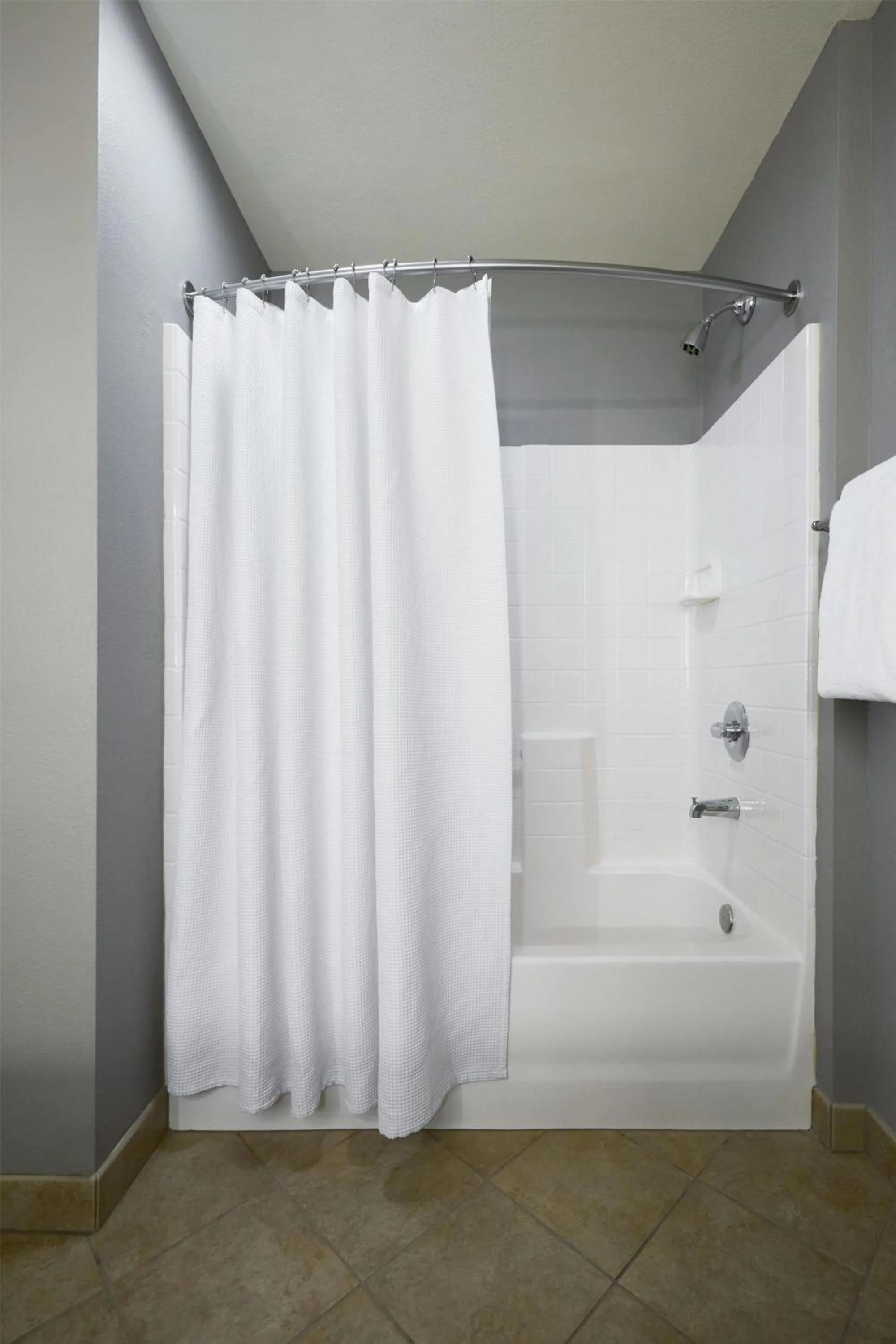 Photo of the whole room in Hyatt House Seattle Bellevue