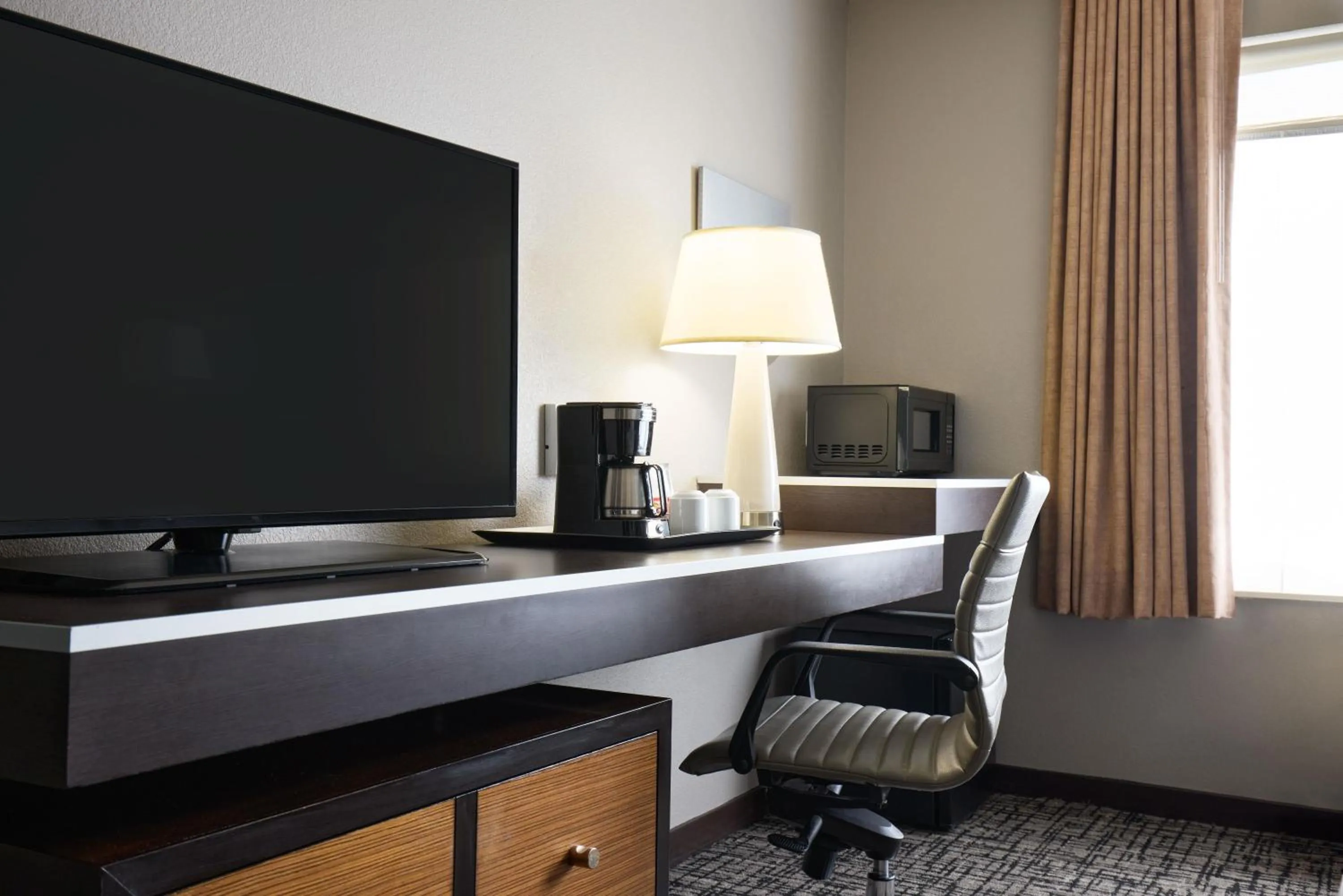 Bedroom in Hyatt House Seattle Bellevue