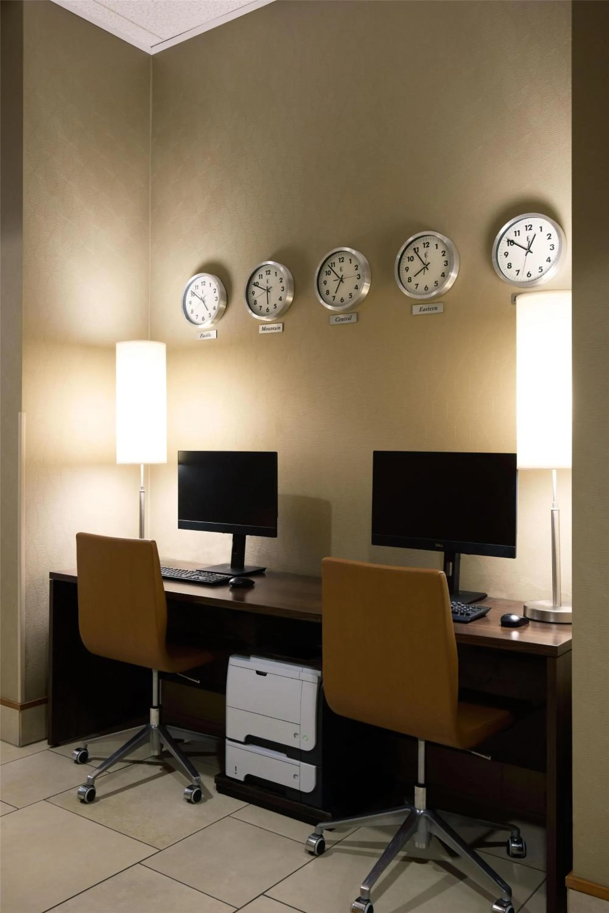 Lobby or reception in Hyatt House Seattle Bellevue