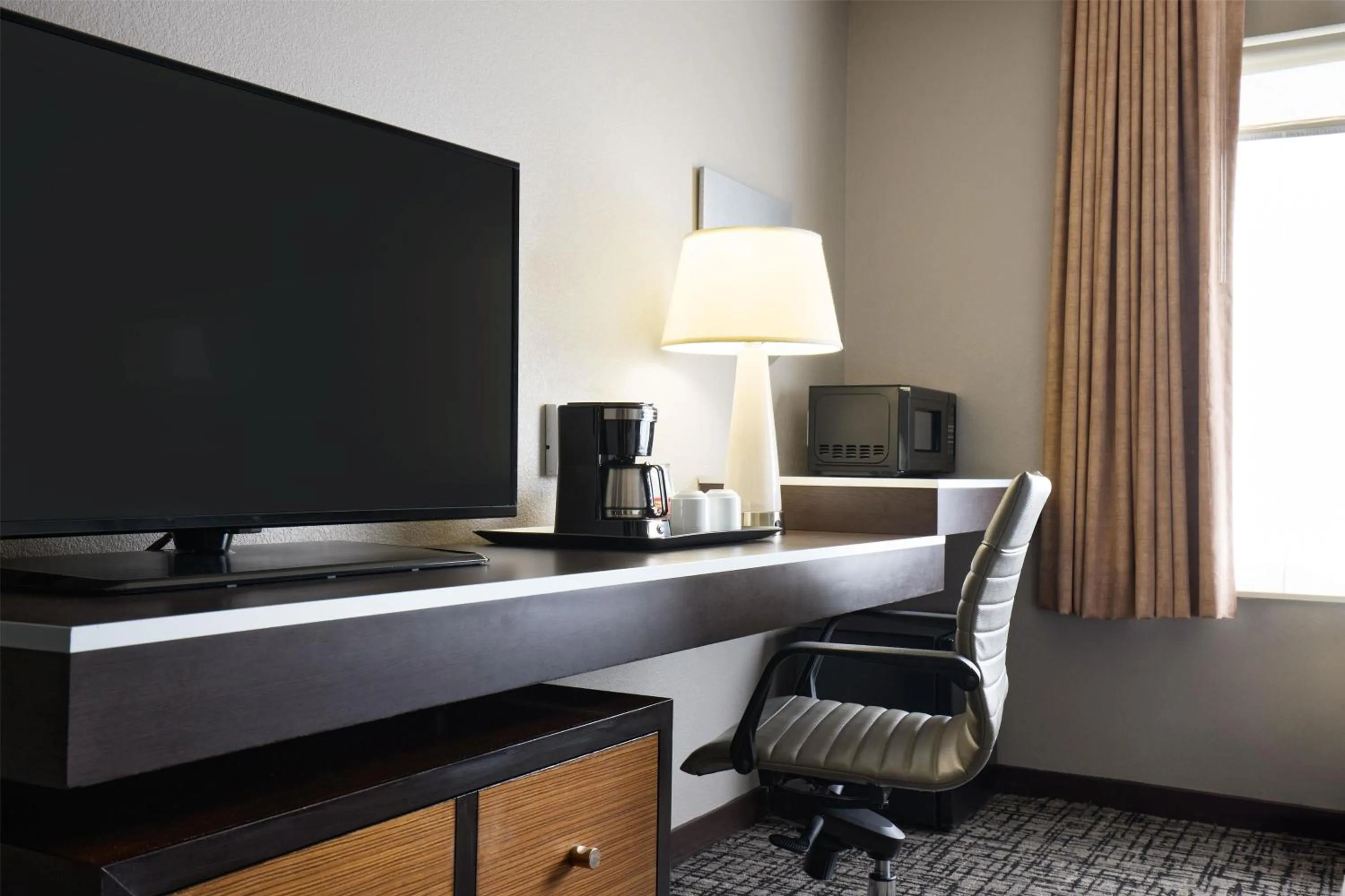 Bedroom in Hyatt House Seattle Bellevue